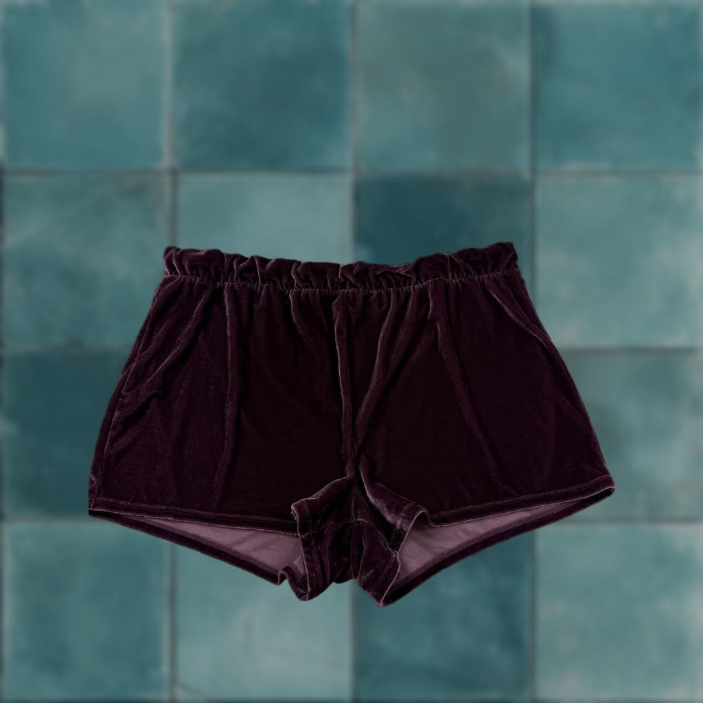 Torrid Torrid Curve Sweat Shorts Womens 3X Purple Velvet Elastic Waist Lounge Casual Size 40" / US 18 - 1 Thumbnail