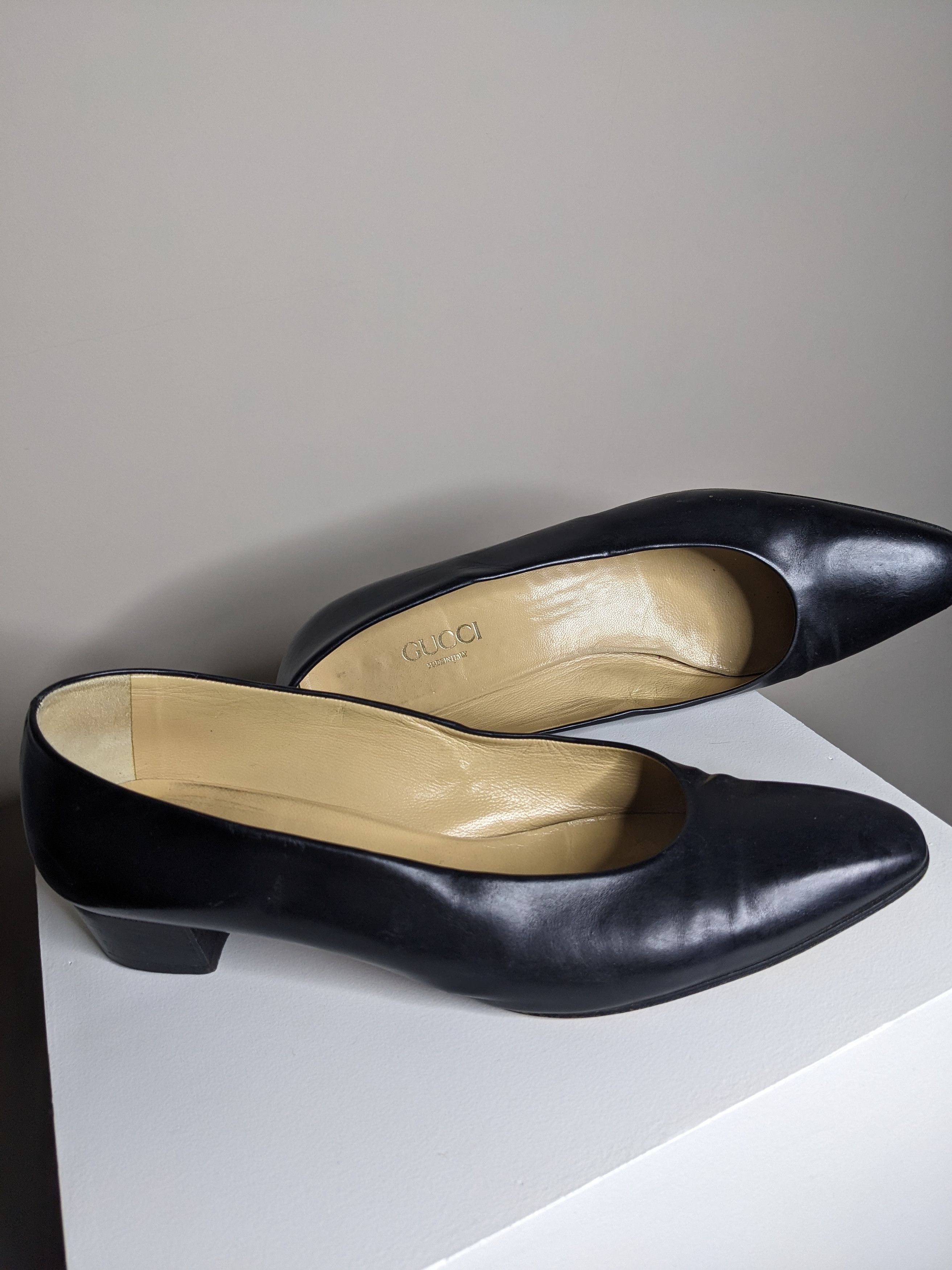 Gucci VINTAGE Gucci Leather Pumps Kitten Heel Point Toe Size 39 Size US 9 / IT 39 - 2 Thumbnail