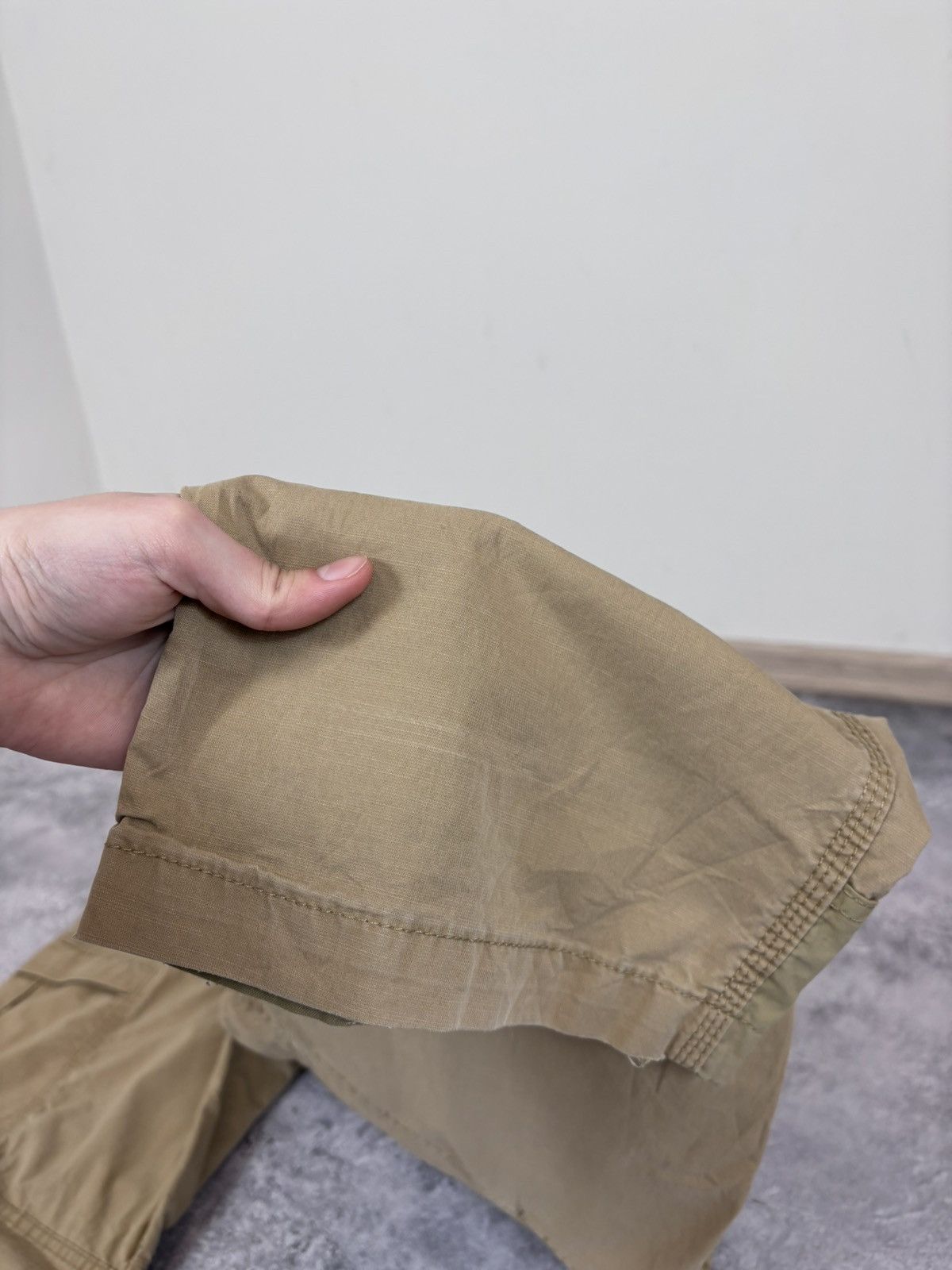 Carhartt Carhartt Relaxed Fit USA Hype Beige Brown Baggy Cargo Pants Size US 44 / EU 60 - 14 Thumbnail