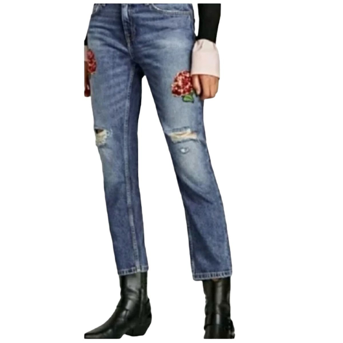 Zara Zara sequin embroidered rose mom jeans Size 26" / US 2 / IT 38 - 2 Thumbnail
