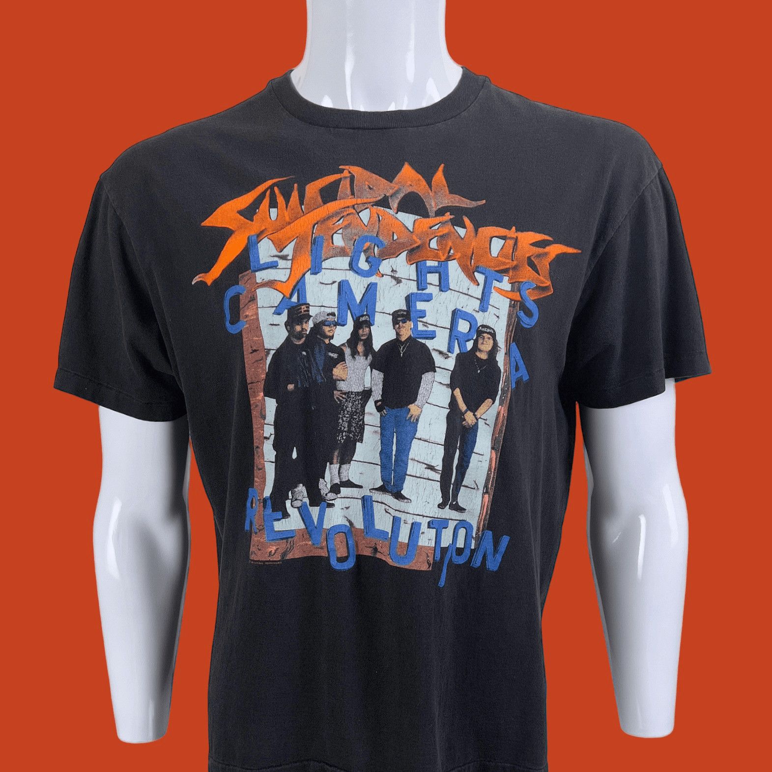 image of 90's Suicidal Tendencies Lights.. T-Shirt 21" X 25" Size M in Black, Men's