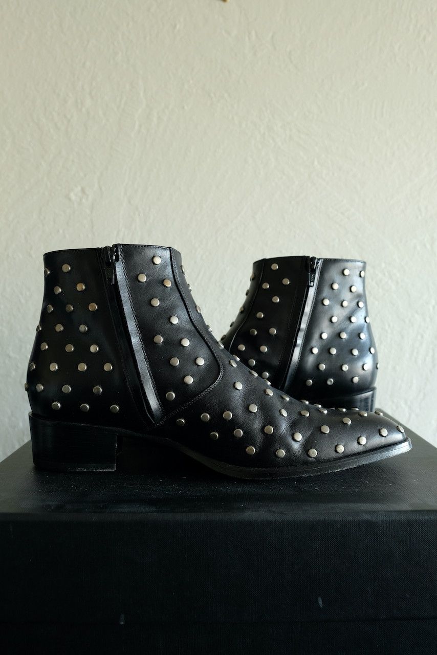 Hedi Slimane × Saint Laurent Paris Saint Laurent Paris Studded Wyatt Chelsea Boots Leather 42 9 Size US 9 / EU 42 - 8 Thumbnail