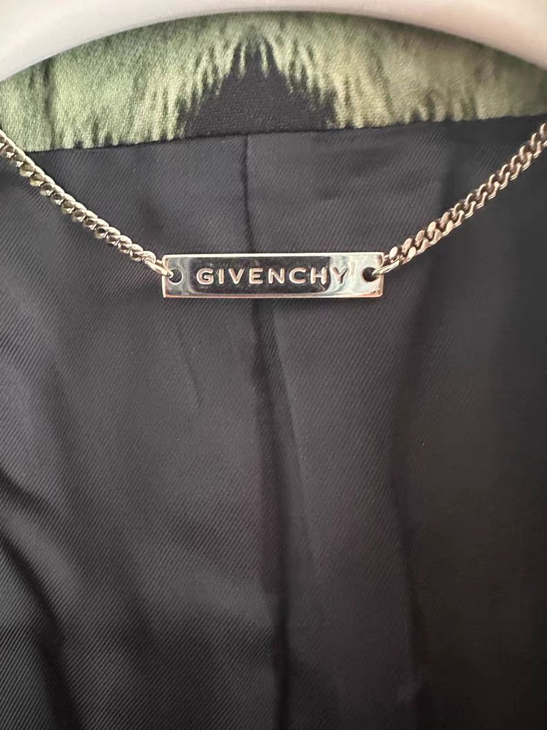 Givenchy Givenchy Single-Breasted Blazer Q9 Size S / US 4 / IT 40 - 2 Thumbnail