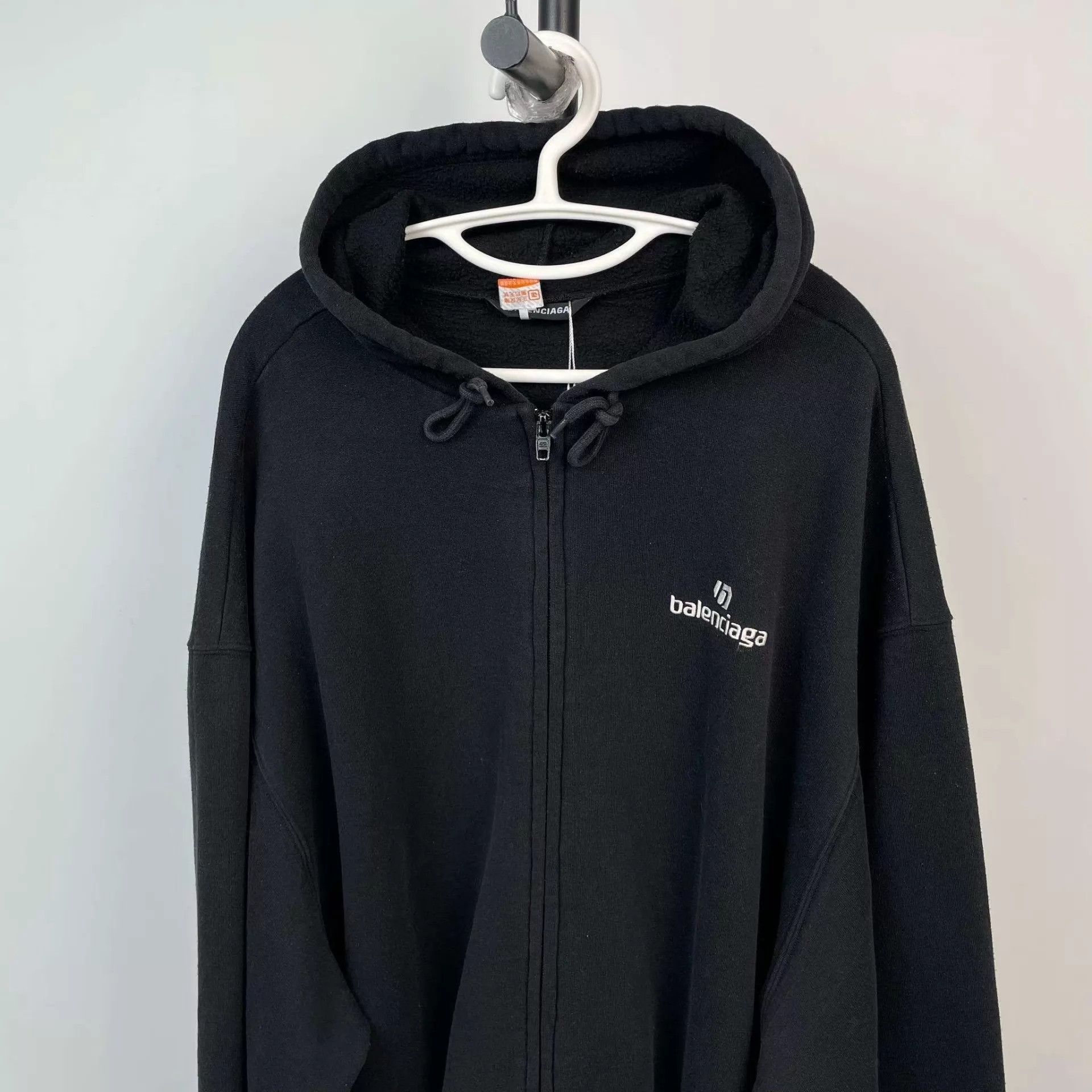 Balenciaga Balenciaga Black Hoodie XS 95 New Size US XS / EU 42 / 0 - 7 Thumbnail