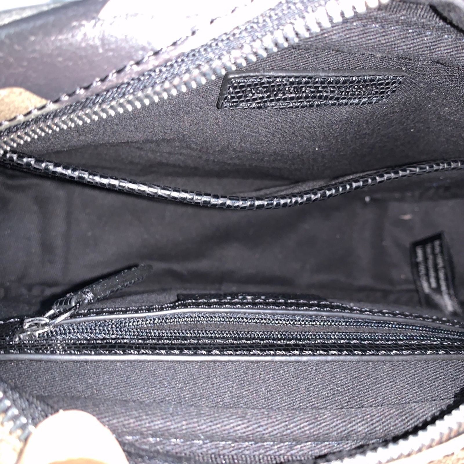 G-III G. I. I. I. Crossbody Leather Purse Camouflage Print Size ONE SIZE - 6 Thumbnail
