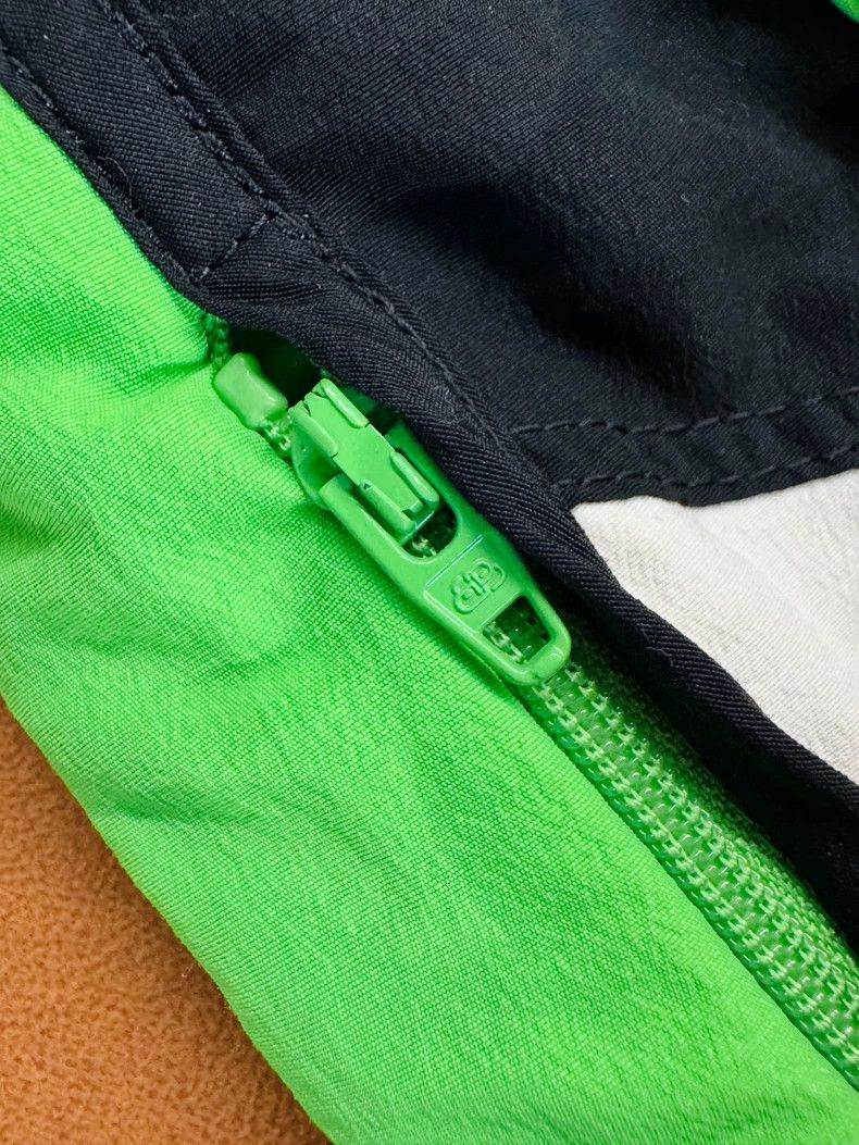 Balenciaga Balenciaga size M Logo embroidery shorts, size M Size US 27 - 5 Thumbnail
