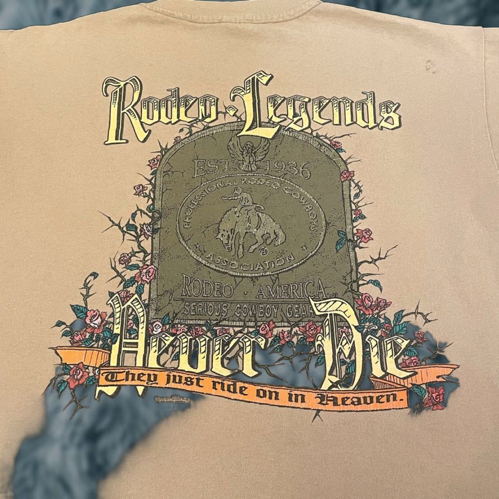 Vintage VINTAGE 90s Rodeo Legends Never Die Country Rose Heaven America Shirt T-Shirt Men L Brown VTG Size US L / EU 52-54 / 3 - 1 Thumbnail