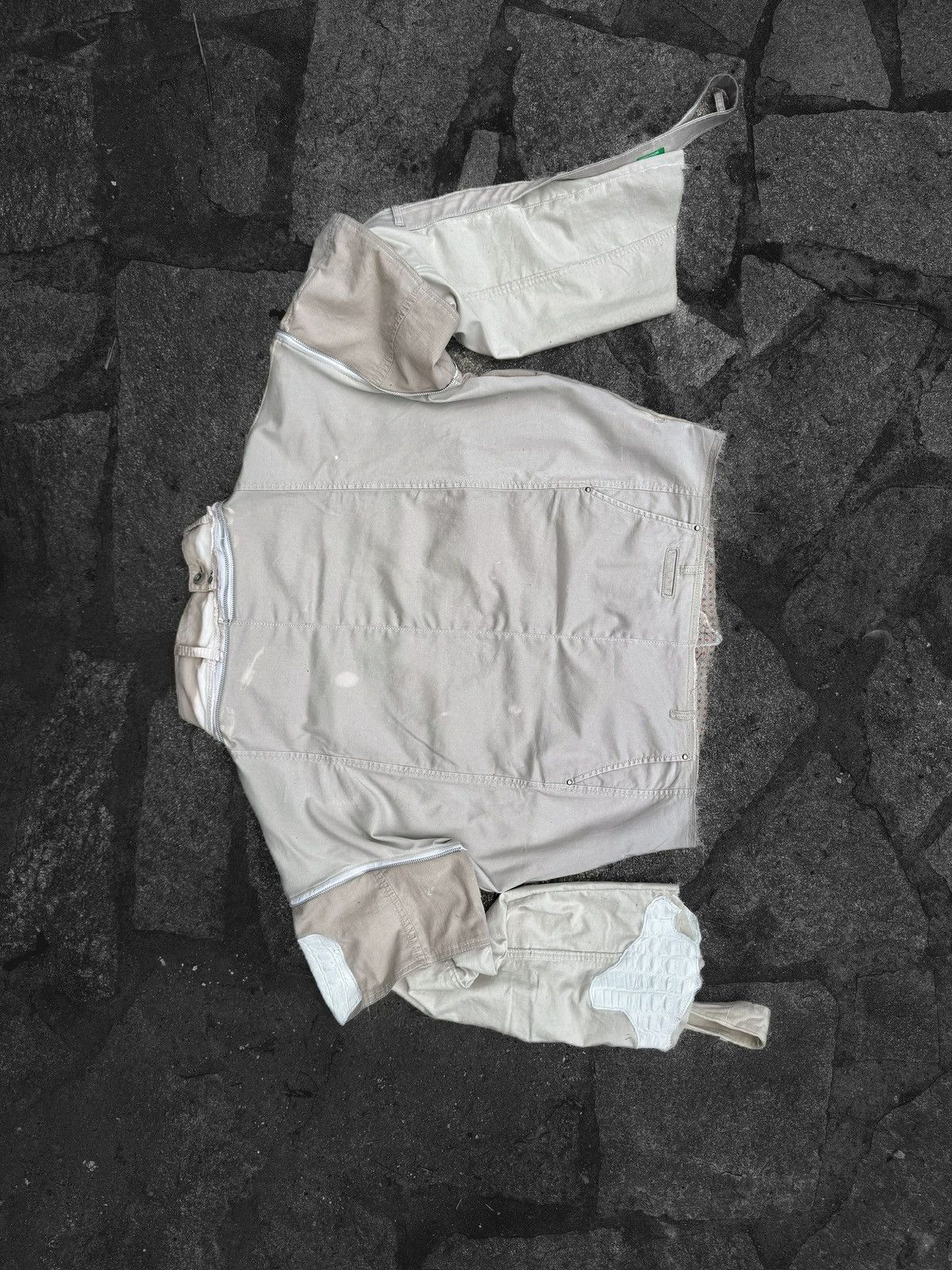 Other Oversized Pullover cod. 0,1000 FVNIDI – 1/1 Upcycled Piece Size US L / EU 52-54 / 3 - 5 Thumbnail