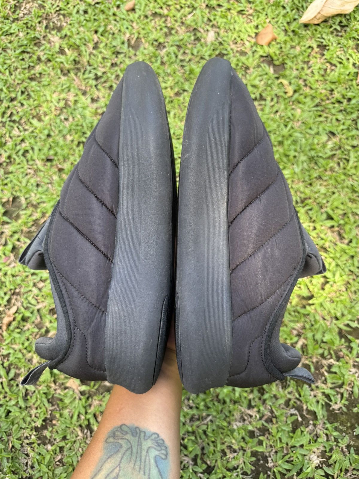Adidas Adidas Adipuff ‘black carbon bright royal’ Size US 12 / EU 45 - 3 Thumbnail