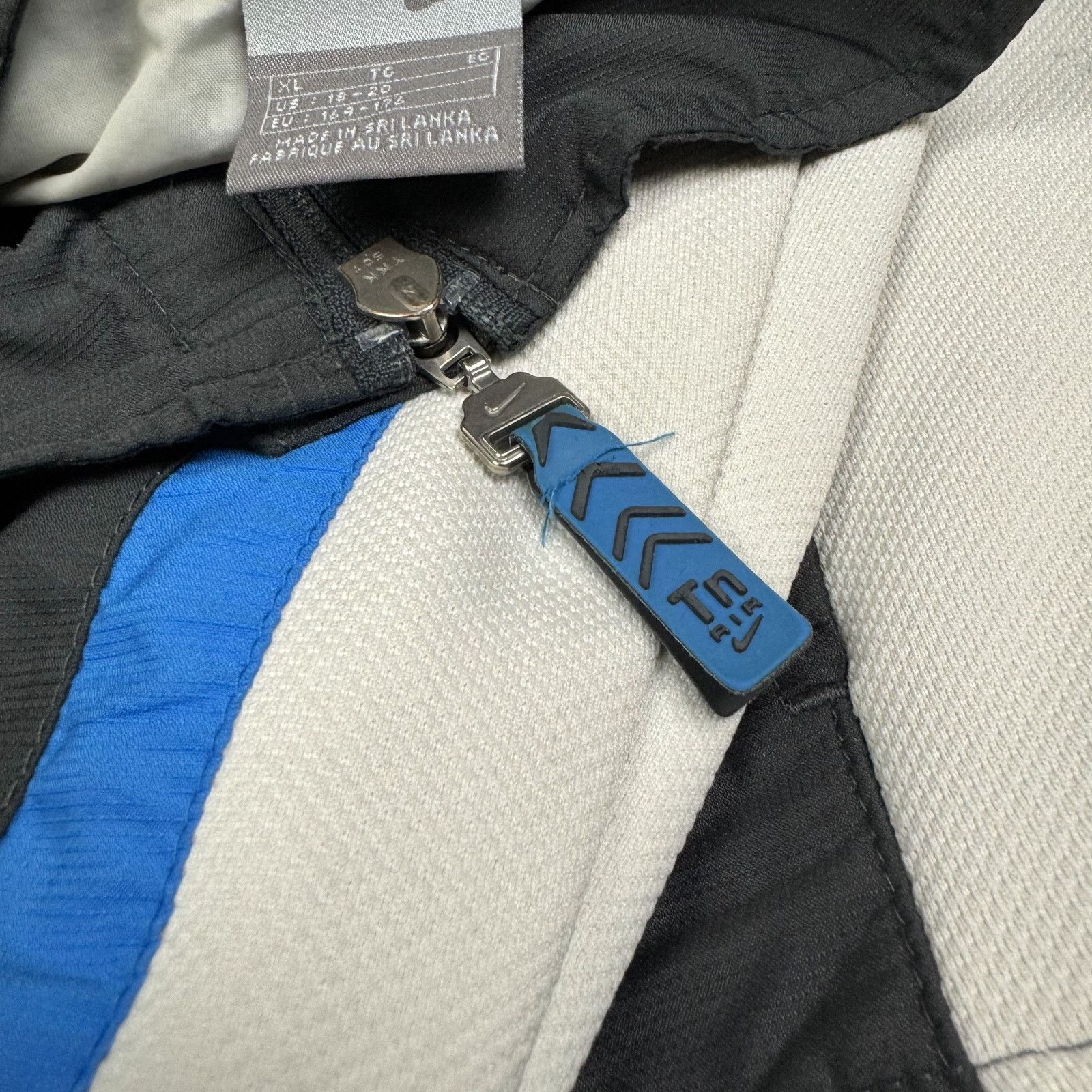 Nike Nike TN Plus Tuned Air Max Men's Full Zip Track Jacket Size US M / EU 48-50 / 2 - 10 Thumbnail