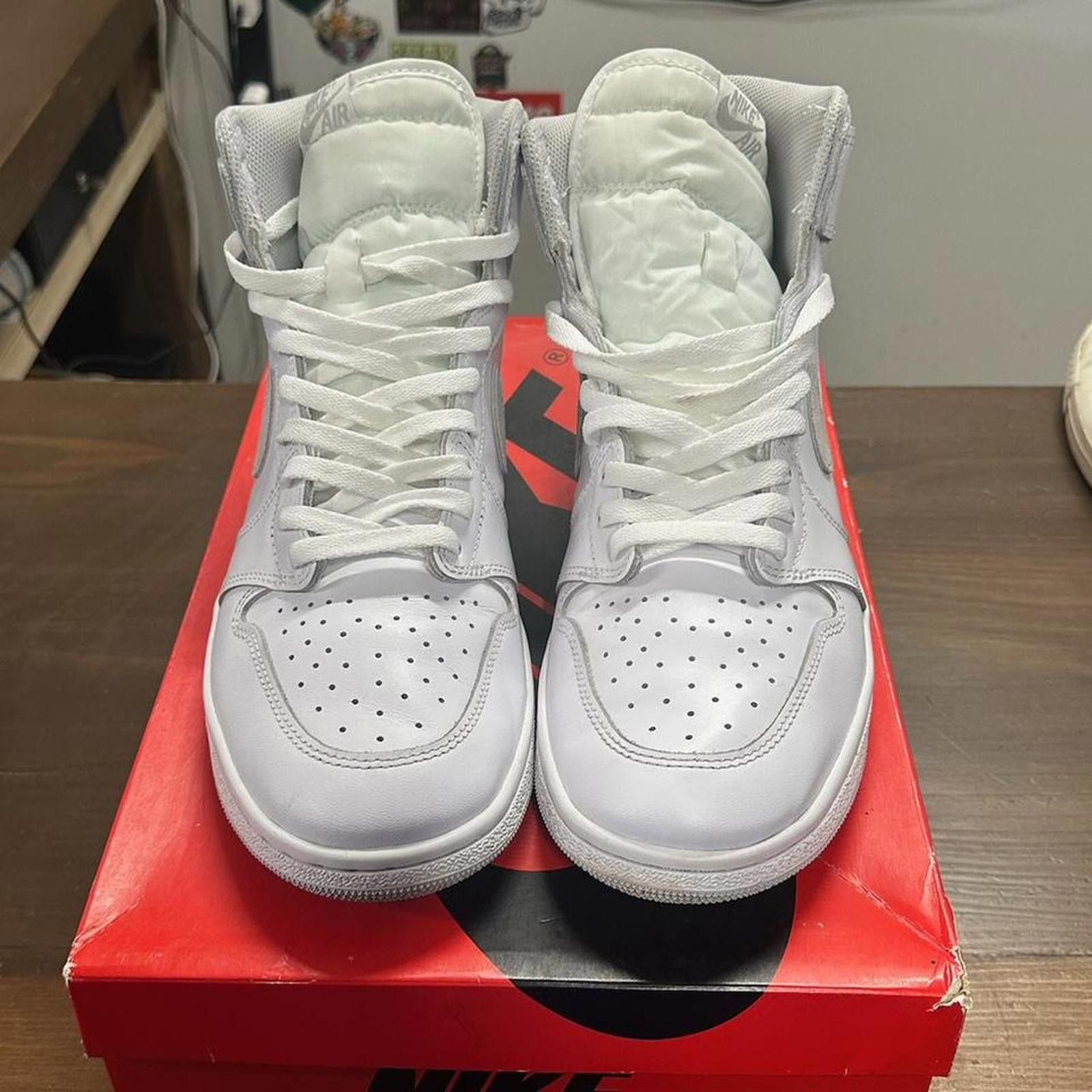 Nike Nike Neutral Grey Jordan 1 High Size US 11 / EU 44 - 3 Thumbnail