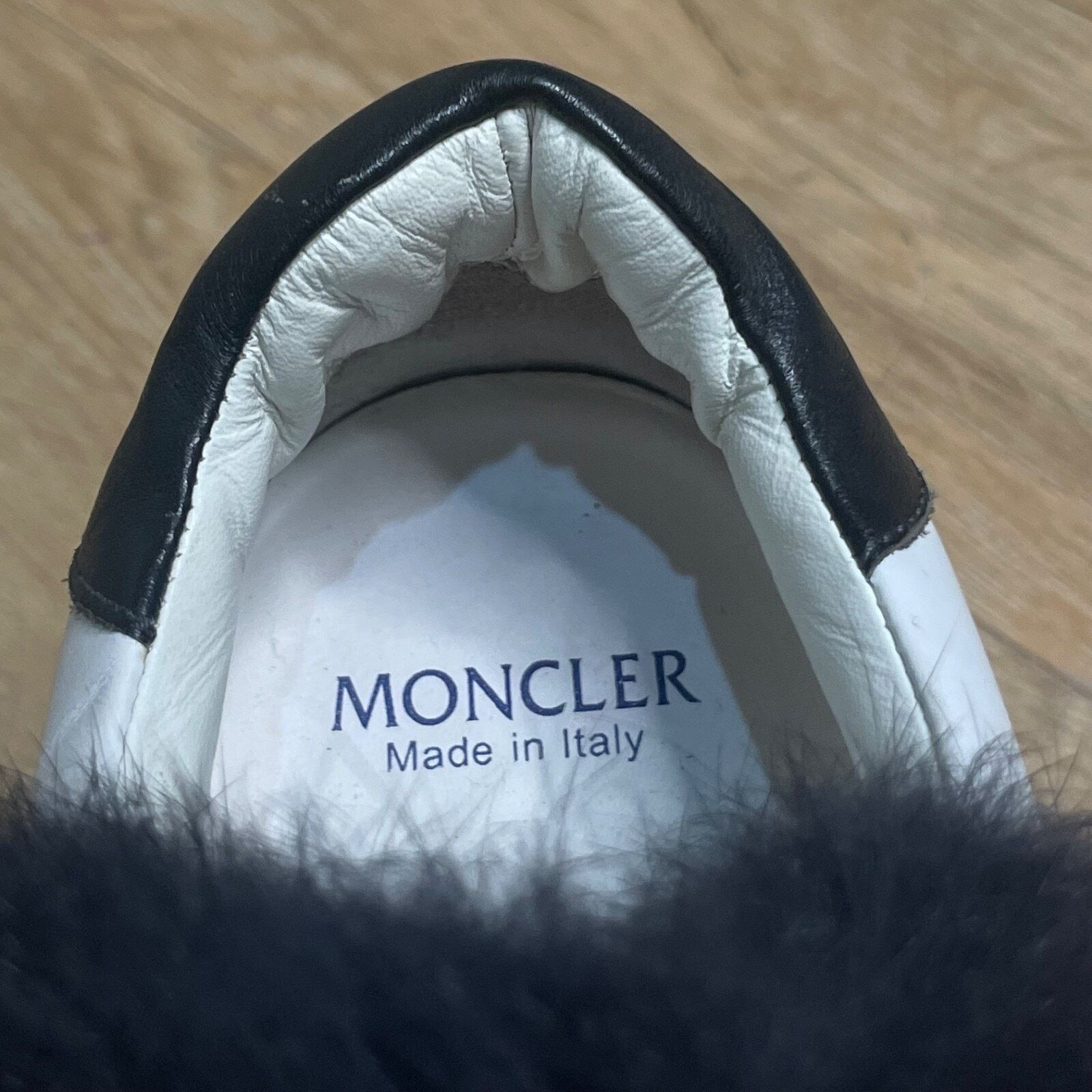 Moncler MONCLER women's shoes sneakers leather LUCIE FUR Low Top Size US 9 / IT 39 - 9 Thumbnail