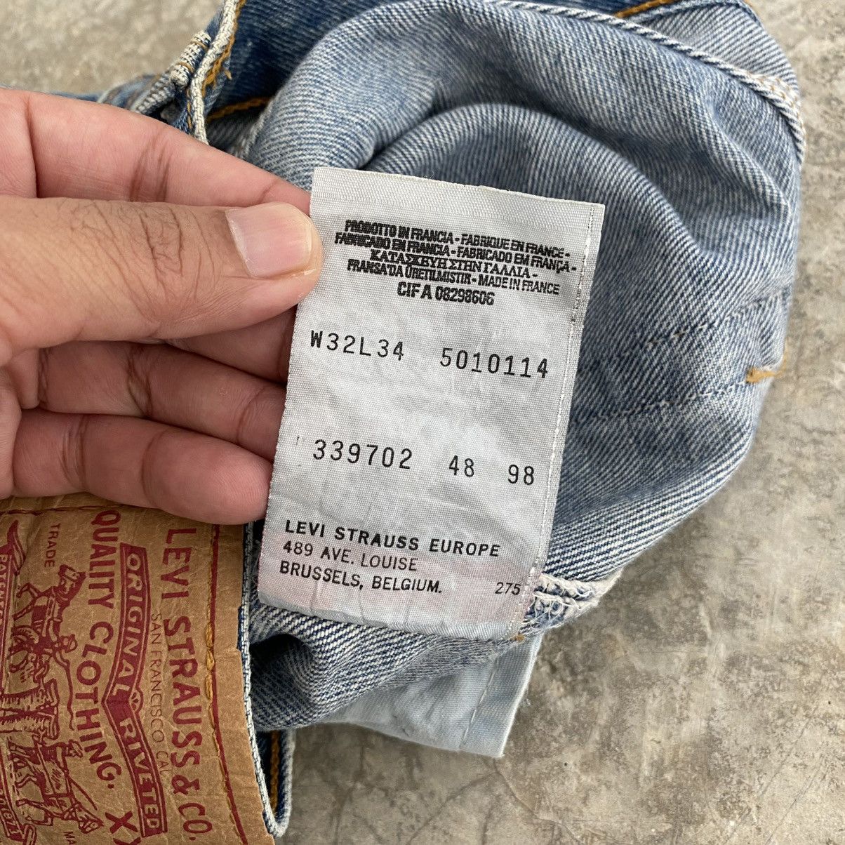 Levi's Size 32x34.5 Vintage 1998 Levis 501 Faded Blue Denim Jeans Size US 32 / EU 48 - 15 Thumbnail