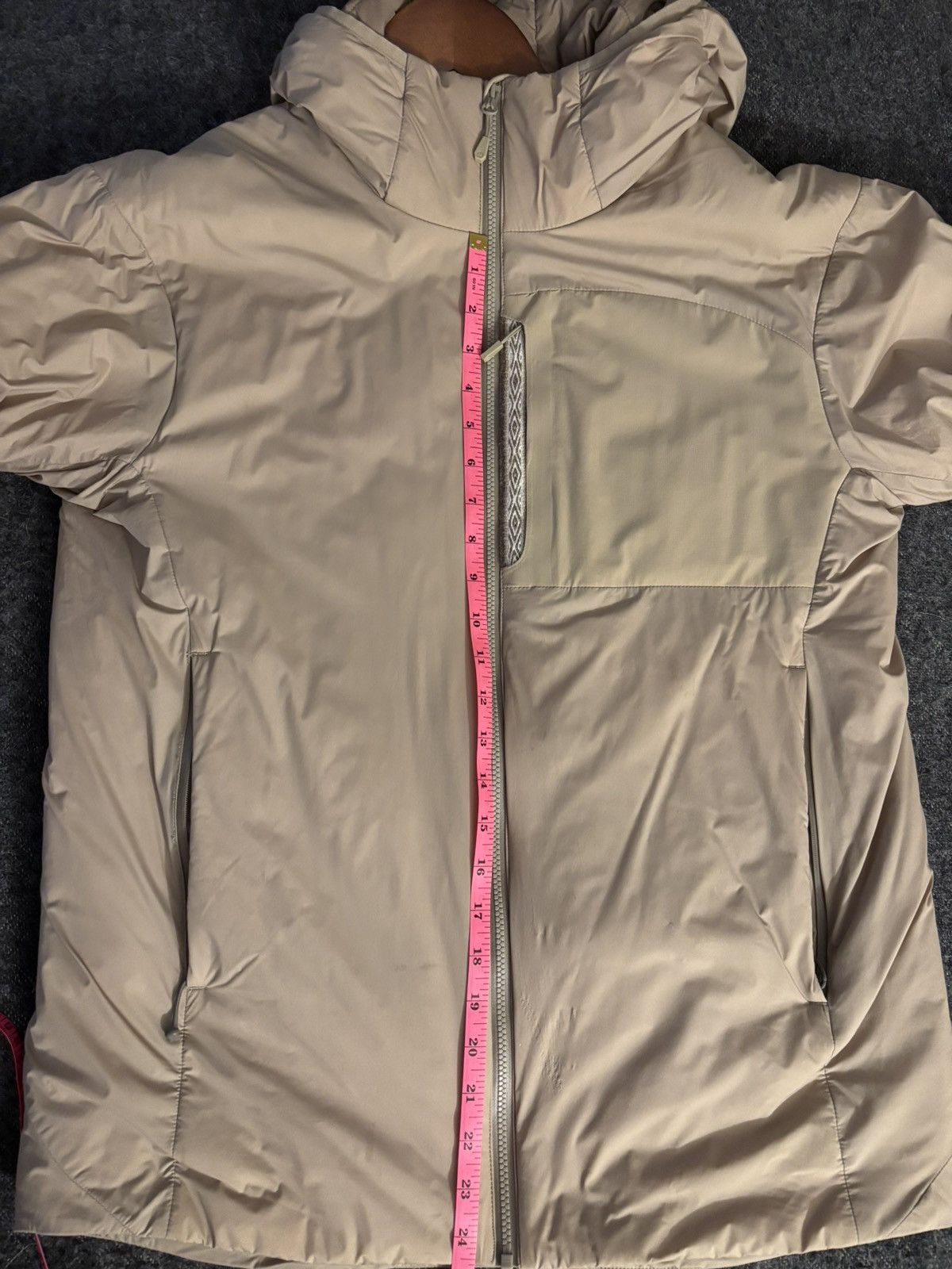 Other PAKA Alpaca-Insulated Jacket – Size M Size US M / EU 48-50 / 2 - 5 Thumbnail