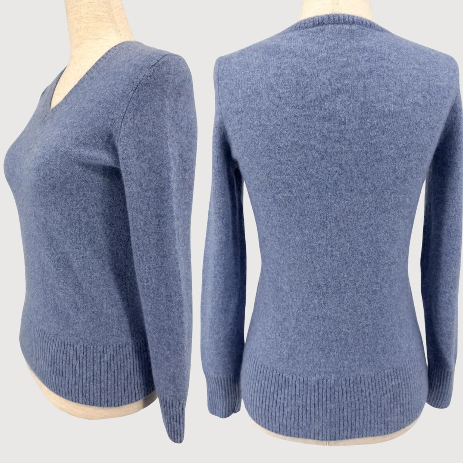 Saks Fifth Avenue Saks Fifth Avenue Cashmere Sweater V-Neck Light Blue M Size M / US 6-8 / IT 42-44 - 3 Thumbnail