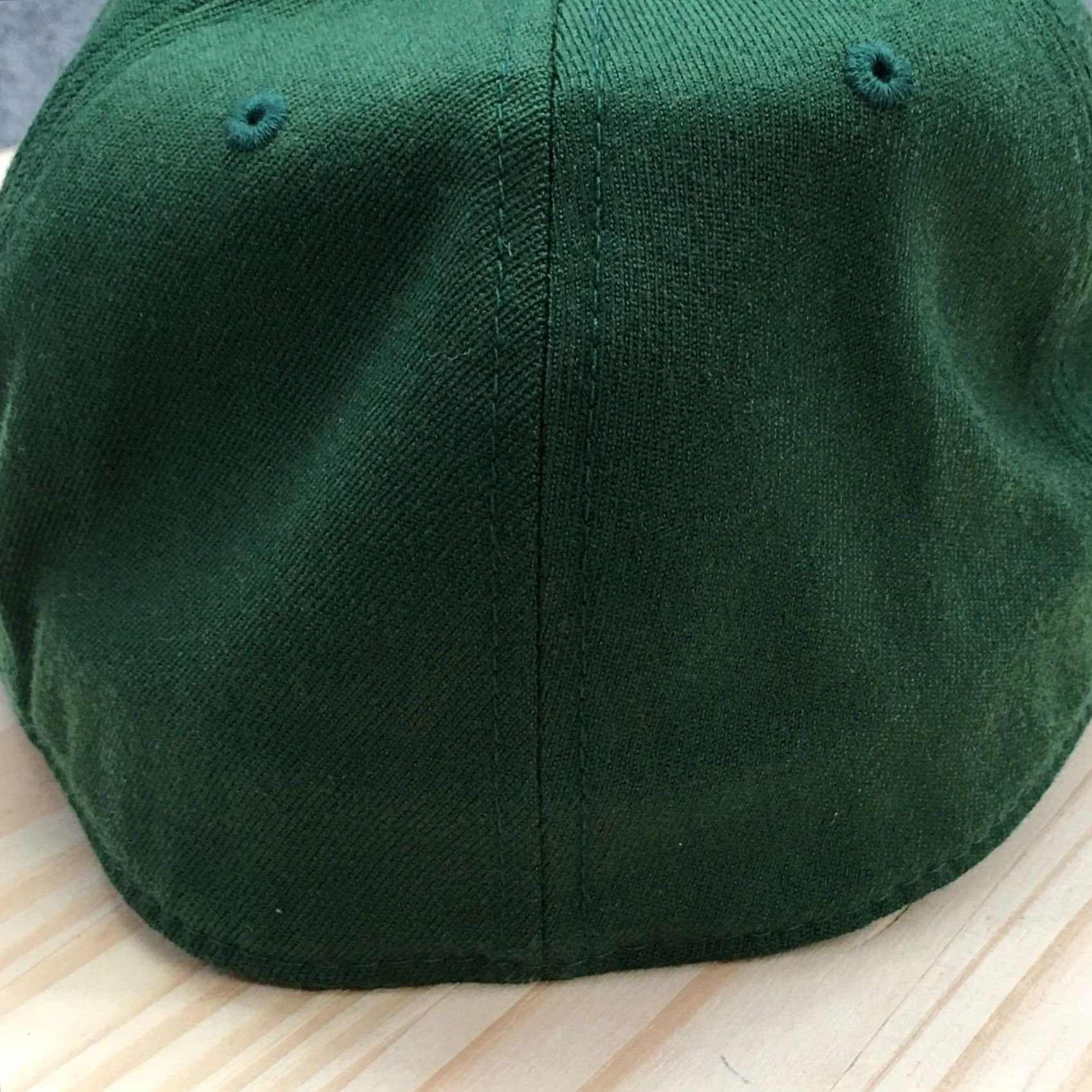 Vintage Flexfit DaKine Fitted Flat Brim Cap Hat Mens 6 7/8 Green Embroidered 210 Fitted Breathable Light-weight Baseball Cap Mens Winter Spring Summer Fall Size ONE SIZE - 7 Thumbnail