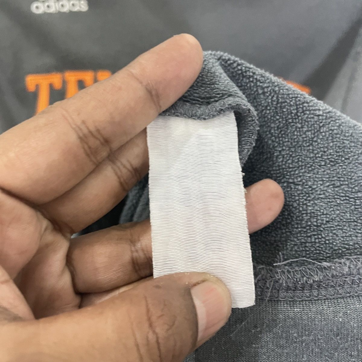 Adidas Vintage Adidas Tennessee Hoodies Size US XL / EU 56 / 4 - 6 Thumbnail