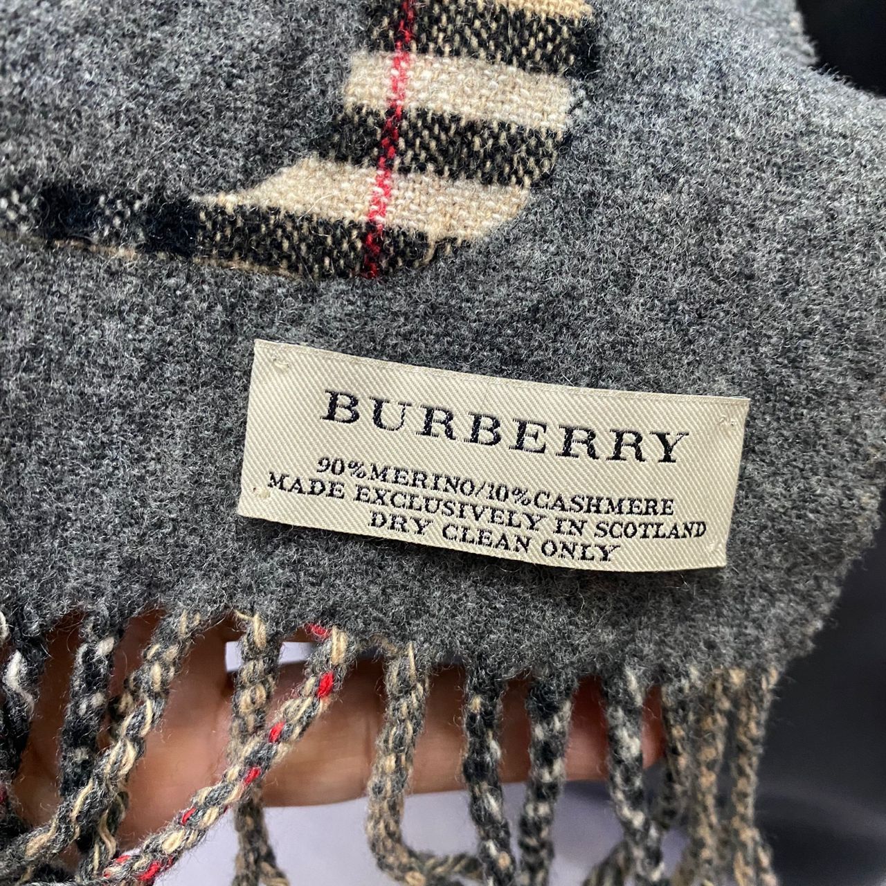 Burberry Prorsum Vintage 90s Burberry Exclusive by Scotland Scarf Size ONE SIZE - 15 Thumbnail