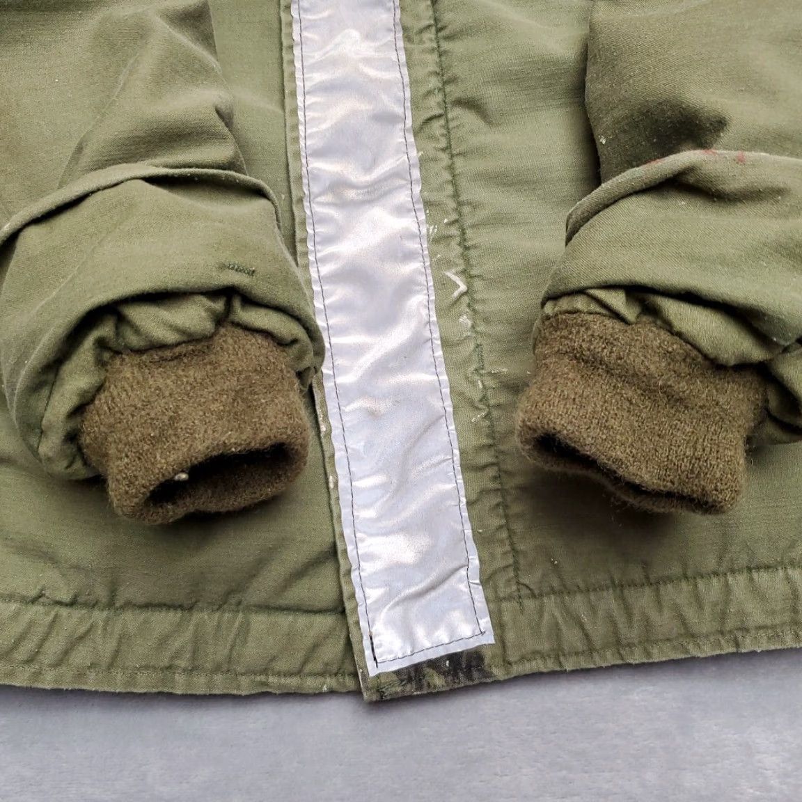 Vintage VINTAGE Military Jacket Mens M Green Navy Deck Jacket Solid Cotton Blend Button Zip 1970s USA - 70s M Mens Size US M / EU 48-50 / 2 - 4 Thumbnail