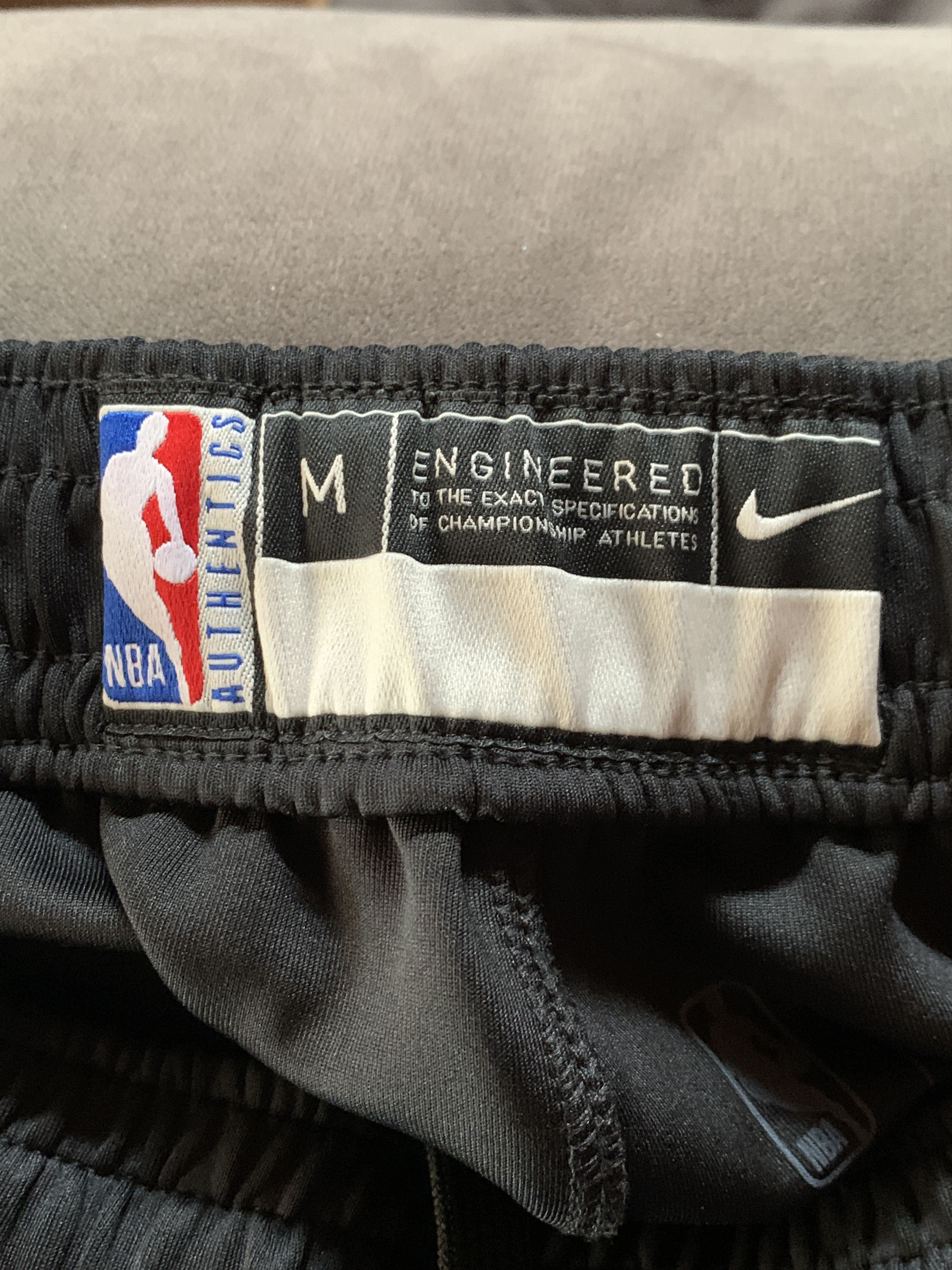 Nike *RARE* New Sacramento Kings Team Issue Nike Tear-Away Pants Size US 32 / EU 48 - 9 Thumbnail