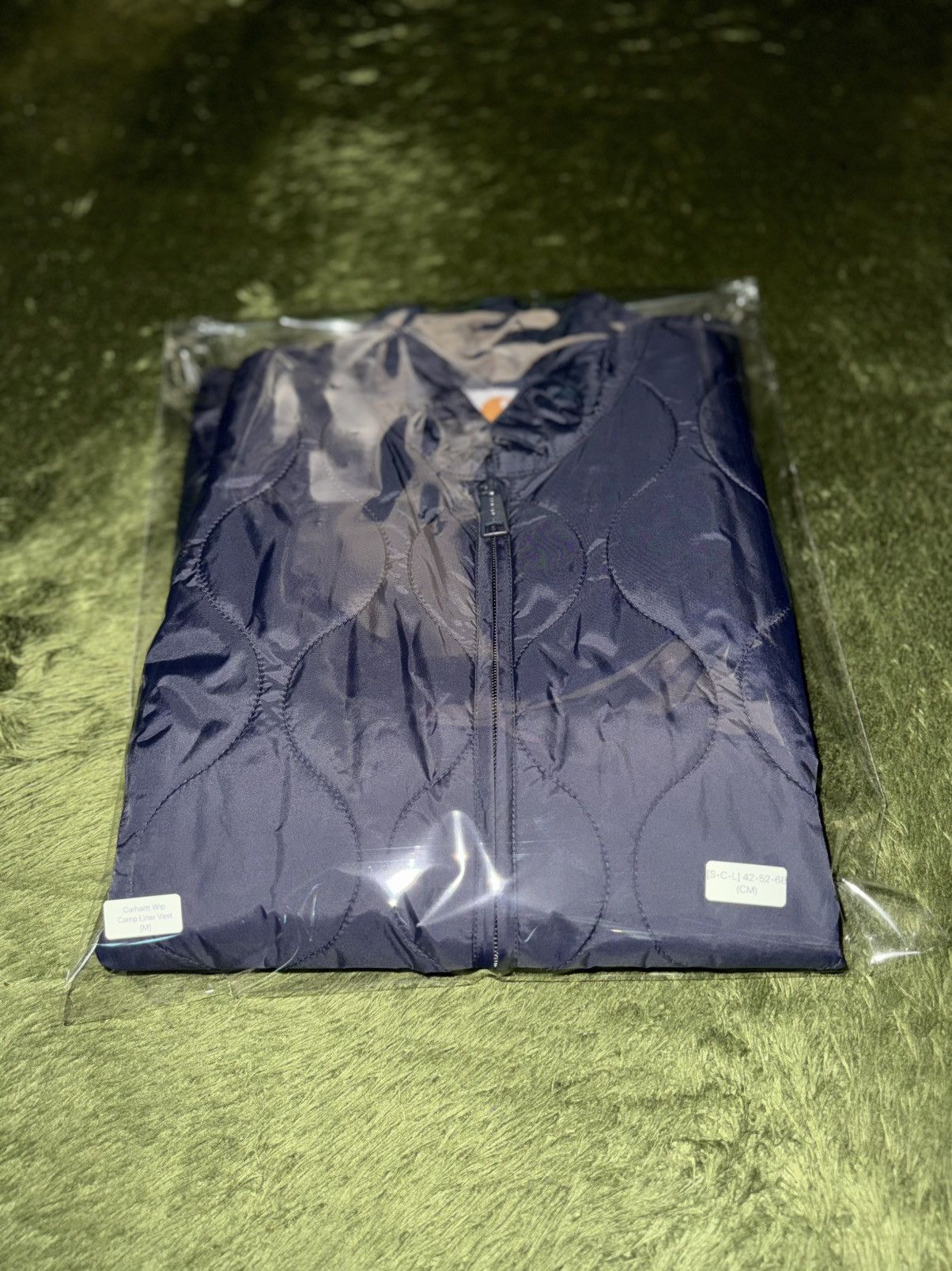 Carhartt Wip [M] Carhartt WIP Quilted Camp Liner Vest Navy Size US M / EU 48-50 / 2 - 9 Thumbnail
