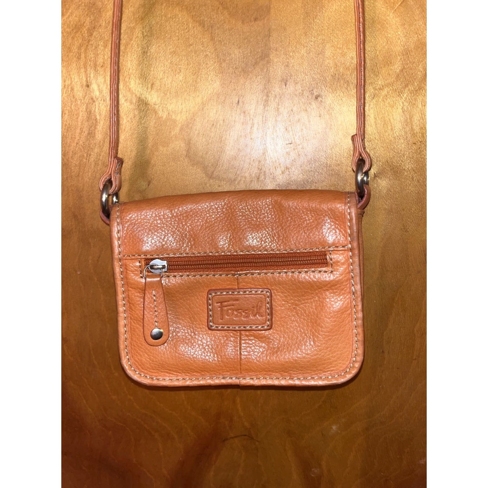 Fossil Fossil Women’s Leather Crossbody Bag - Orange, Small, 6.5 x 5.5 Inches, Logo Compartments Size ONE SIZE - 5 Thumbnail