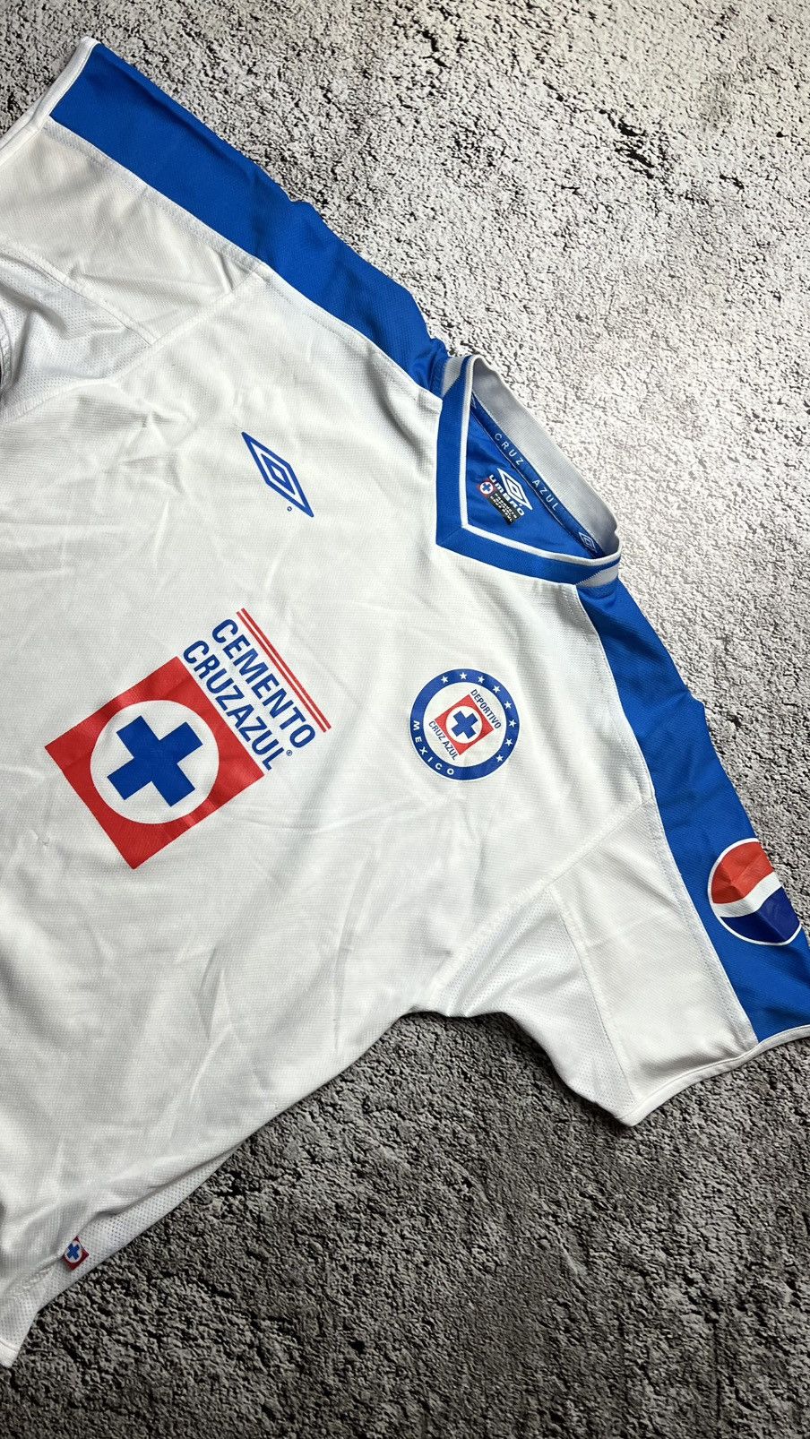 Umbro Early 2000’s Deportivo Cruz Azul Mexico Pepsi umbro jersey Size US M / EU 48-50 / 2 - 2 Thumbnail