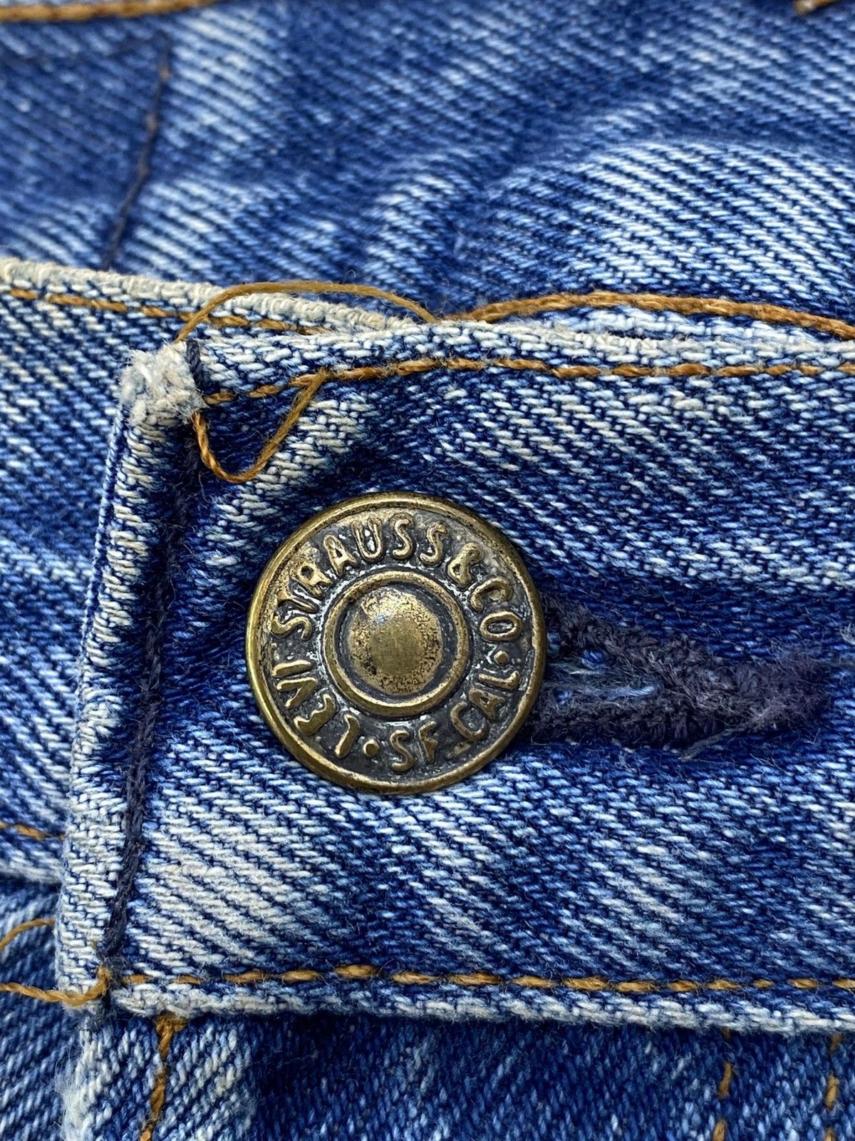Levi's Vintage Clothing Vintage 90s Levis 501 Mud Wash Faded Distressed Style Jeans Size US 31 - 16 Thumbnail