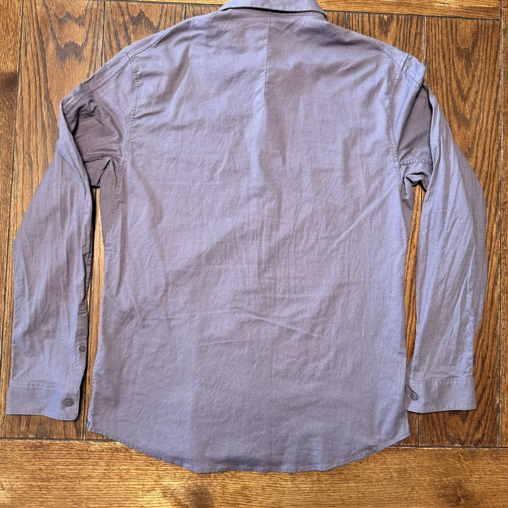 Lululemon Lululemon Shirt Men’s Large Commission Button Up Long Sleeve Gray Front Pocket Shirt Mens L Gray Front Pocket Button-Up Classic Preppy Outdoor Size US L / EU 52-54 / 3 - 6 Thumbnail