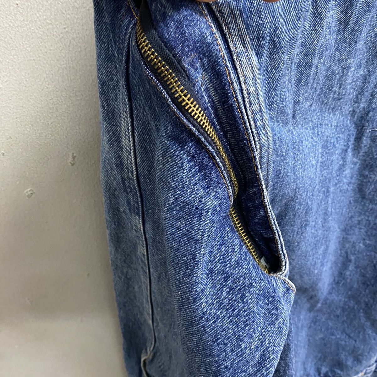 Other Vintage Wild Jeans Trucker Jacket Jeans Size US L / EU 52-54 / 3 - 6 Thumbnail