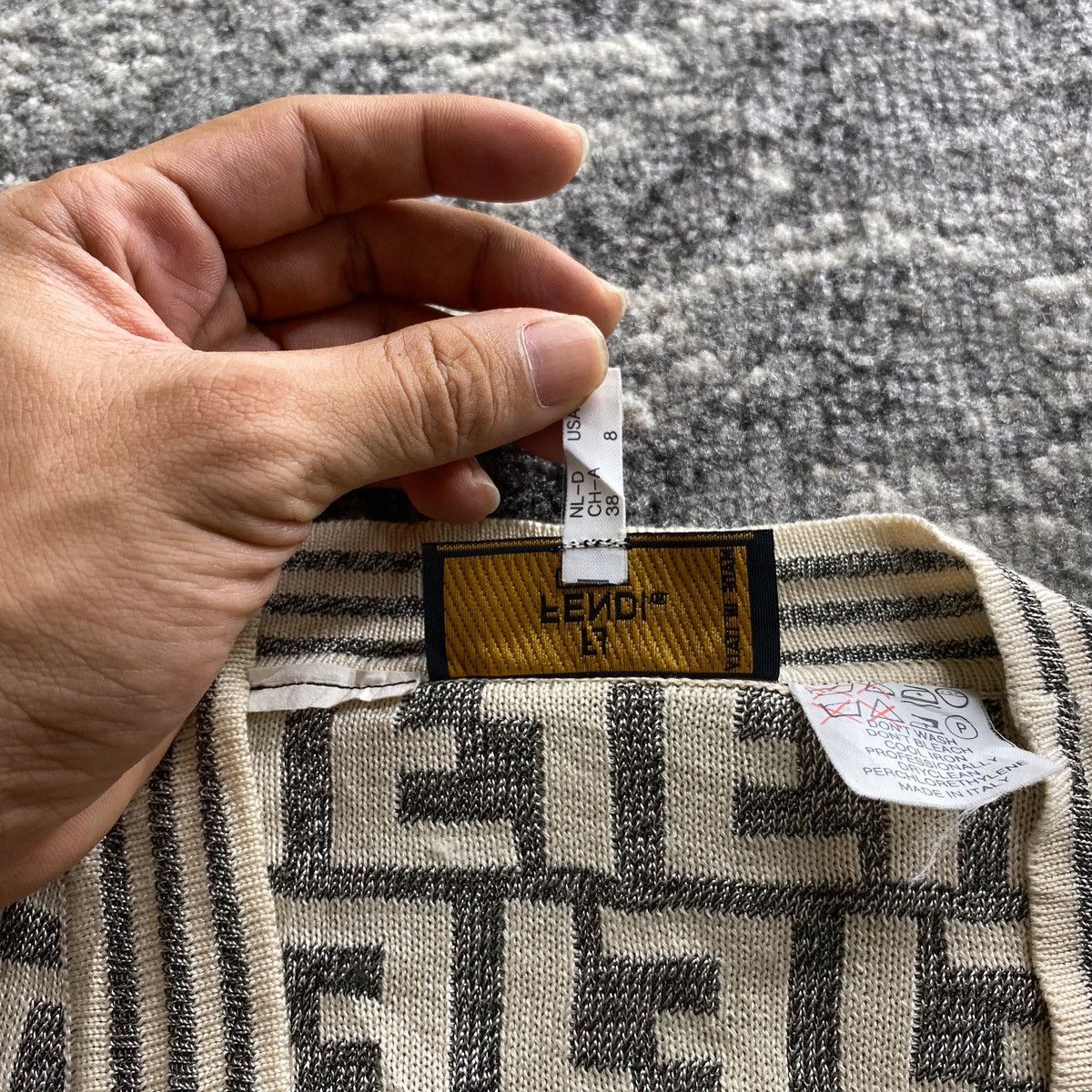 Fendi Vtg Fendi Monogram Cardigan Size US M / EU 48-50 / 2 - 6 Thumbnail