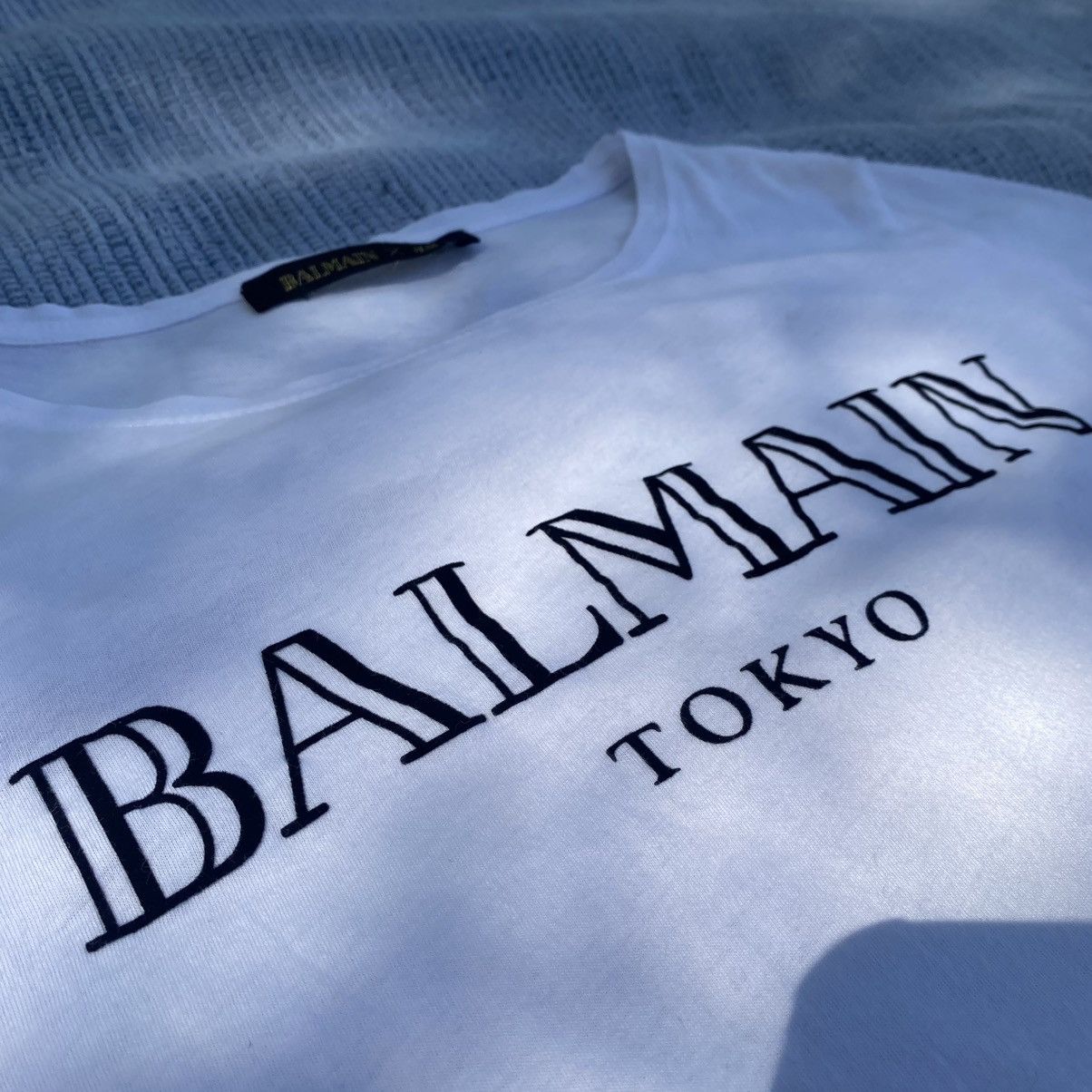 Balmain × H&M white shirt Size S / US 4 / IT 40 - 3 Thumbnail