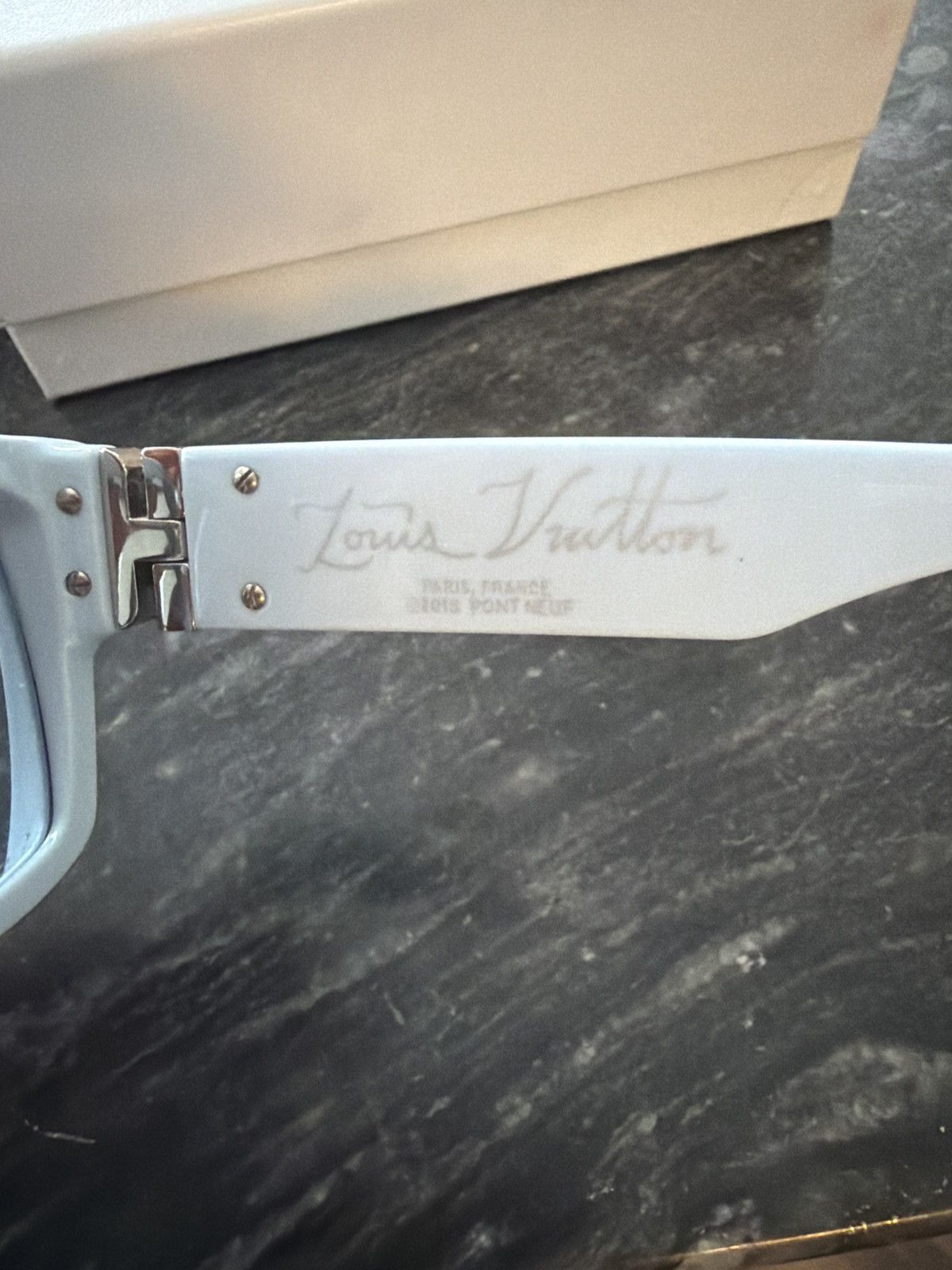 Louis Vuitton Louis Vuitton millionaires sunglasses Blue pale E Size ONE SIZE - 7 Thumbnail