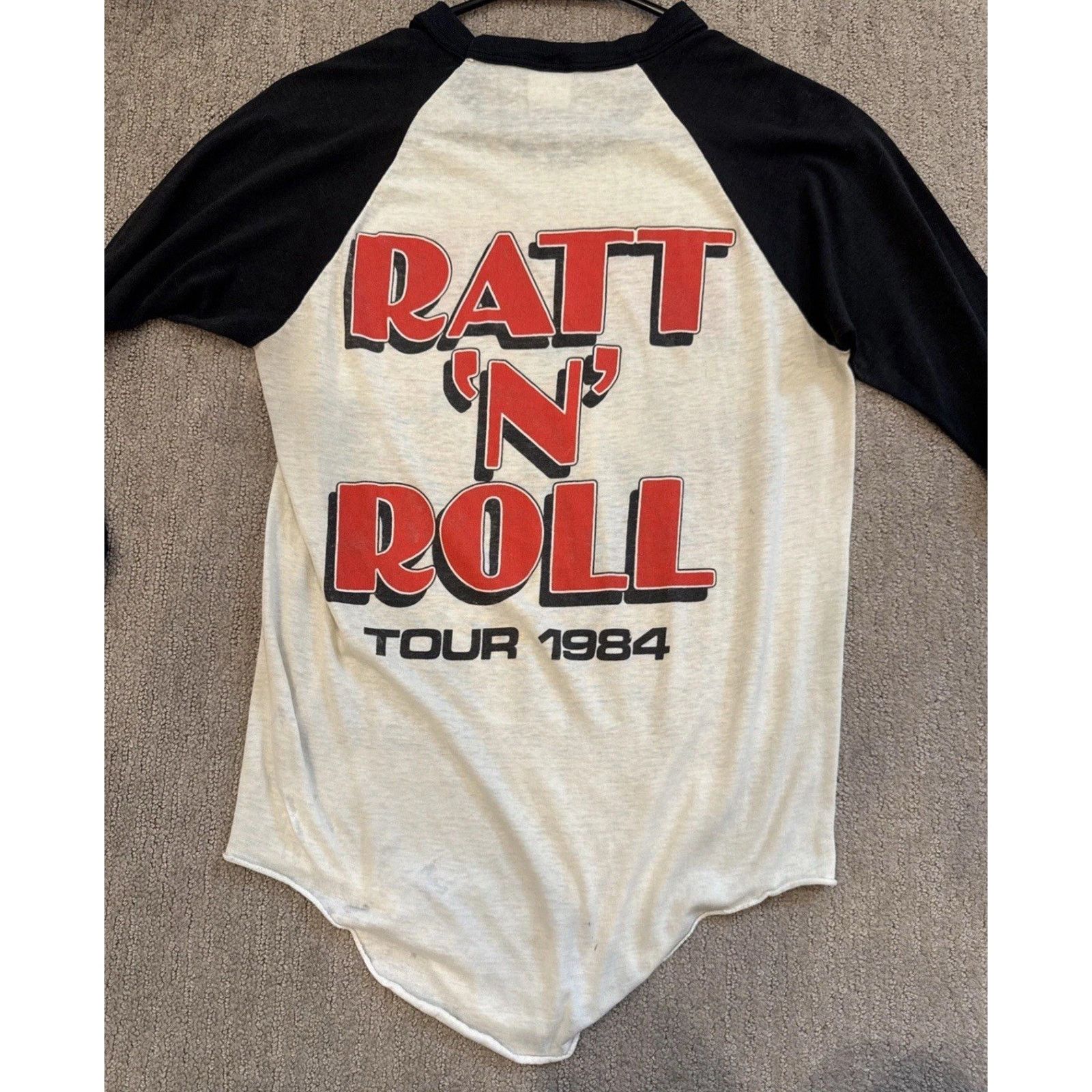 Hanes Vintage RATT Raglan 1984 tour rock metal 80s Size Medium Size US M / EU 48-50 / 2 - 6 Thumbnail