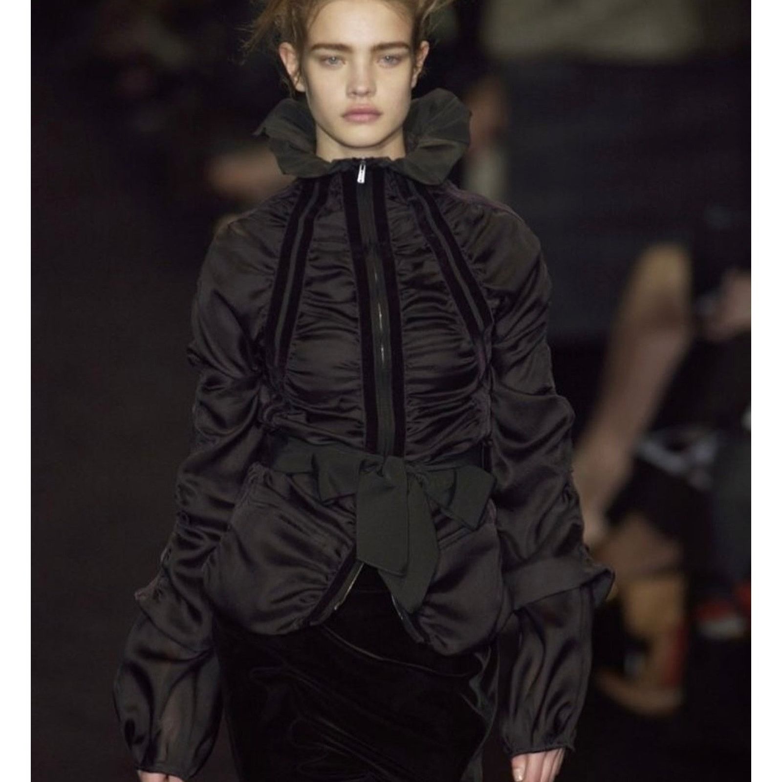 Saint Laurent Paris A/W2002 Yves Saint Laurent by Tom Ford ruched velvet jacket Size S / US 4 / IT 40 - 2 Thumbnail
