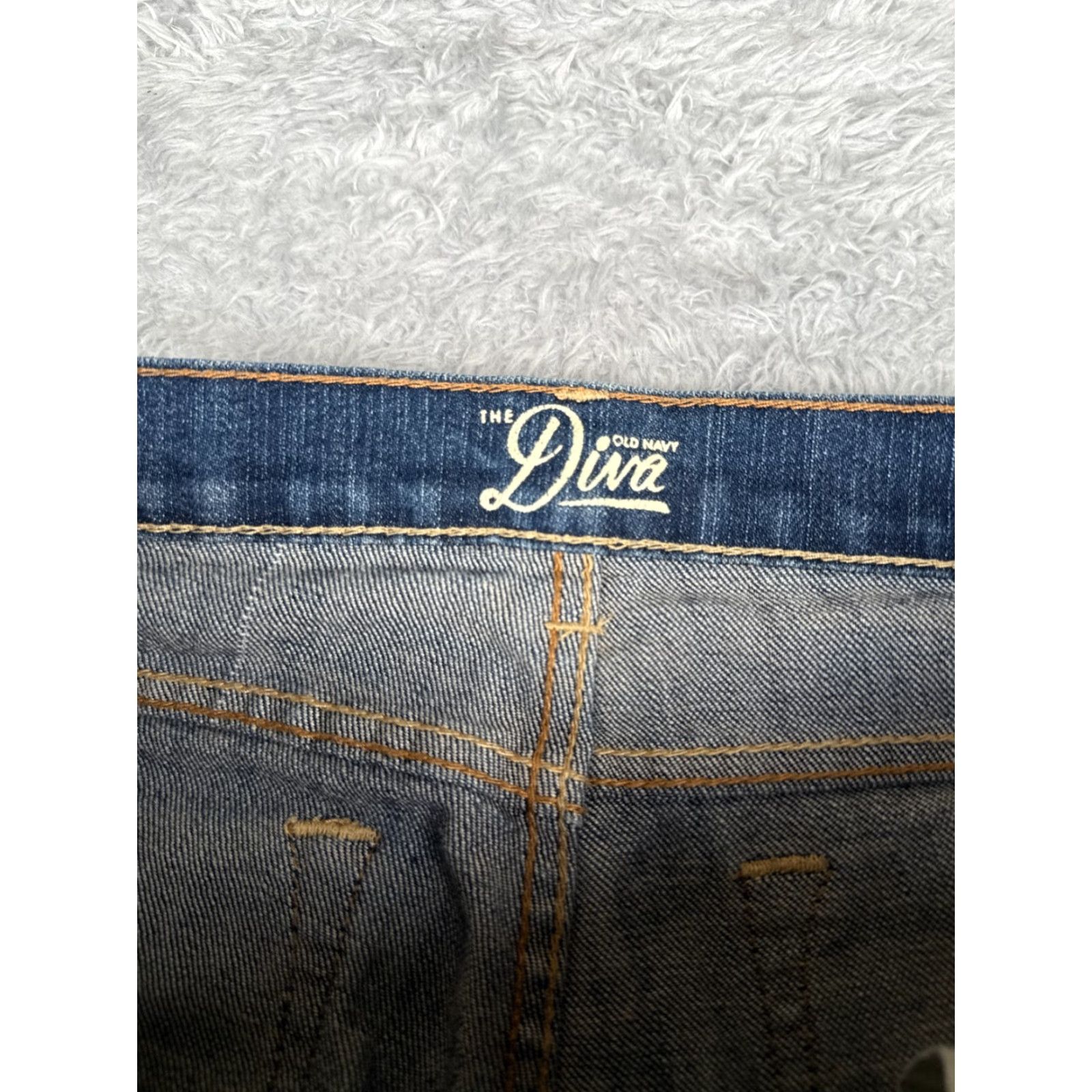 Old Navy Old Navy Jeans Women's Jeans Boots Old Navy Jeans Boots Junior Size 1 28x29 Blue Denim Medium Wash Bootcut Low Rise 28 29 Women 90s? Size 25" / US 0 / IT 36 - 6 Thumbnail