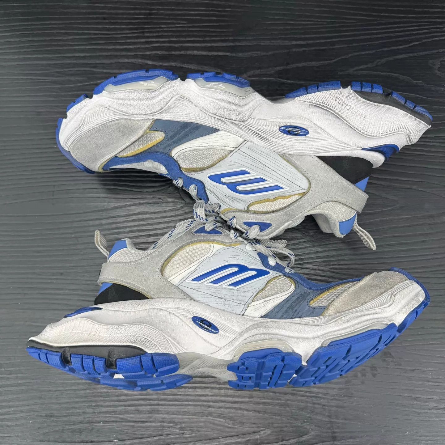 Balenciaga Balenciaga Cargo 44 Gray Blue Like New Size US 11 / EU 44 - 2 Thumbnail