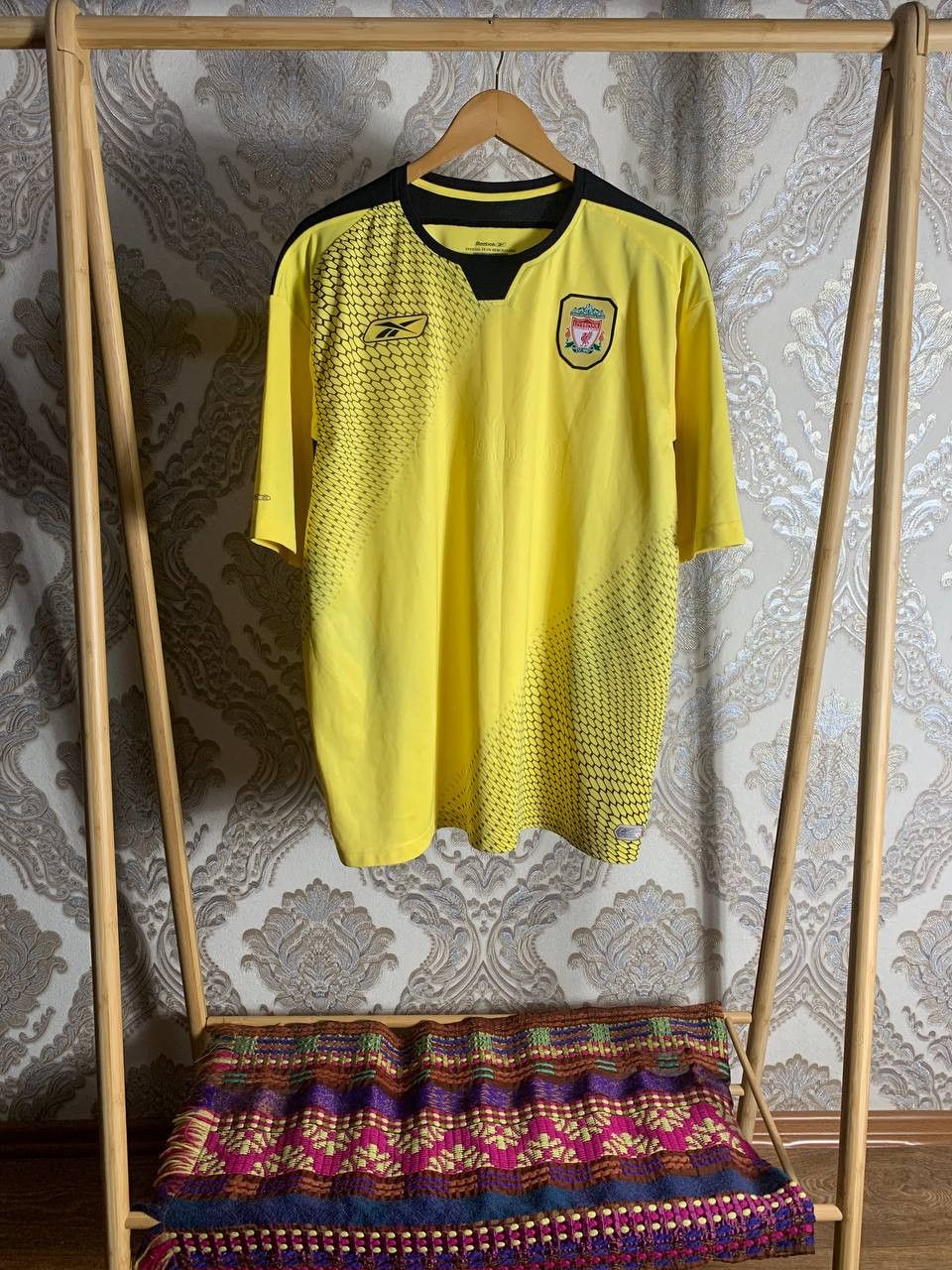 Reebok Vintage Reebok FC Liverpool England Soccer Jersey Retro Size US XXL / EU 58 / 5 - 1 Thumbnail