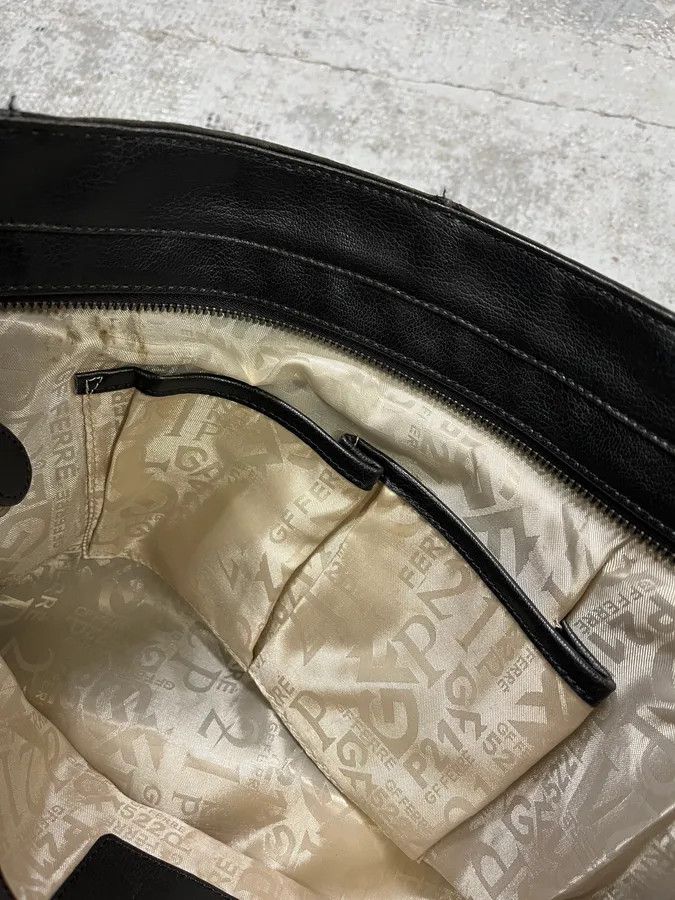 Gianfranco Ferre 2000s Gianfranco Ferre Black Suede Leather Eyeled Handle Bag Size ONE SIZE - 10 Thumbnail