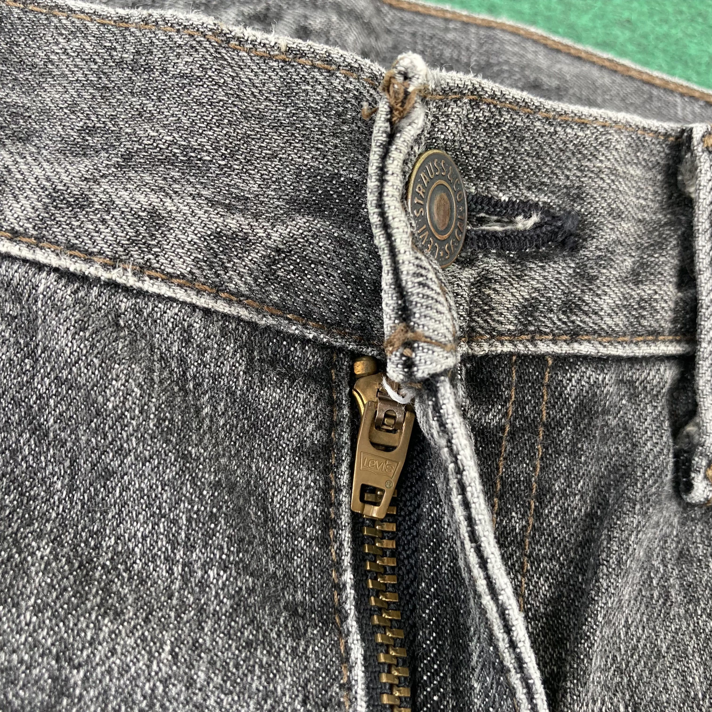 Levi's Vtg Levis 505 Distressed Ripped Loose Sz 30 Jeans Size US 30 / EU 46 - 4 Thumbnail