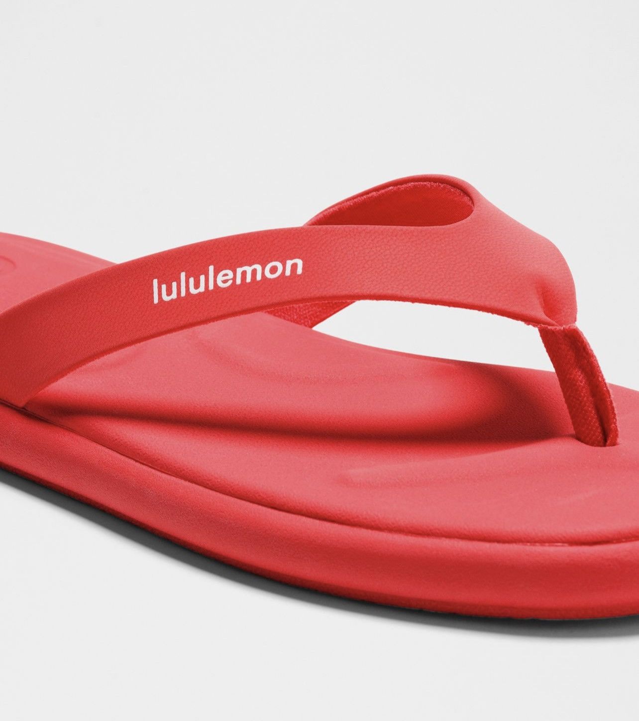 Lululemon Lululemon rest feel Flip Flops size 9 color red glow/white Size US 9 / IT 39 - 6 Thumbnail