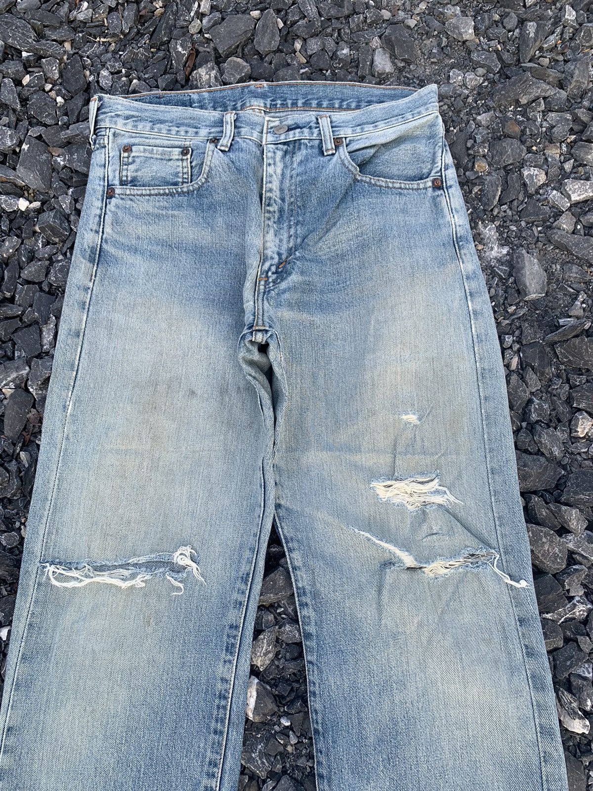 Levi's VINTAGE LEVI’S 502 BIG E SELVEDGE FADED DISTRESSED DENIM Size US 31 - 6 Thumbnail