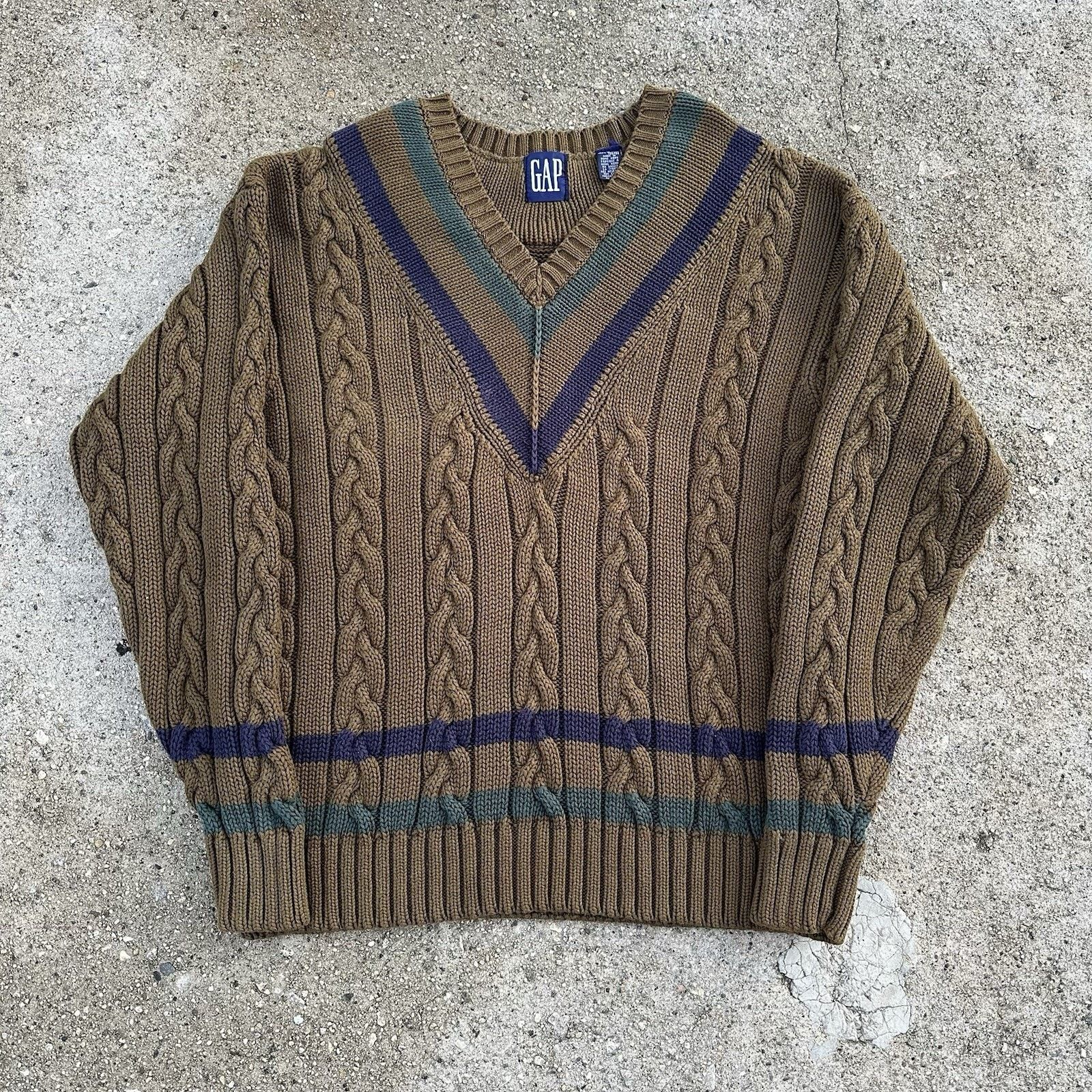 Gap × Vintage Vintage 90s Gap V-Neck Tennis Chunky Cable Knit Sweater Size US M / EU 48-50 / 2 - 1 Thumbnail