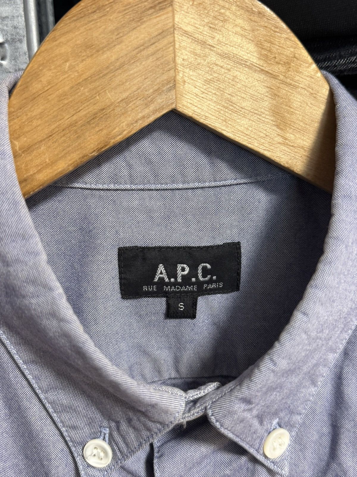 A.P.C. A.P.C Rue Madame Paris Chambray Long Sleeve Button Up Shirt Size US S / EU 44-46 / 1 - 4 Thumbnail