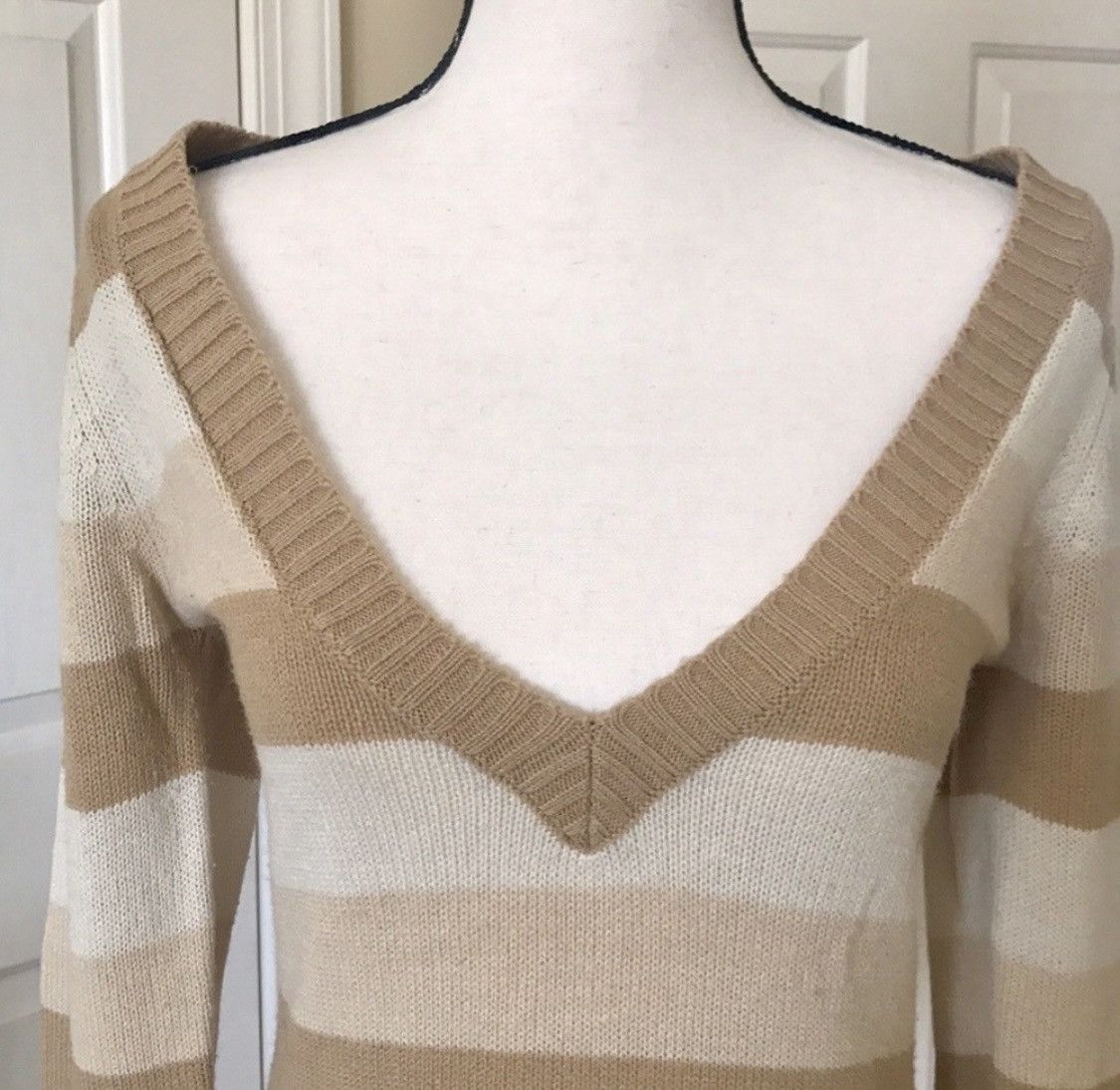 Other TAN & CREAM DEEP PLUNGE STRIPED KNIT SWEATER Size M / US 6-8 / IT 42-44 - 3 Thumbnail