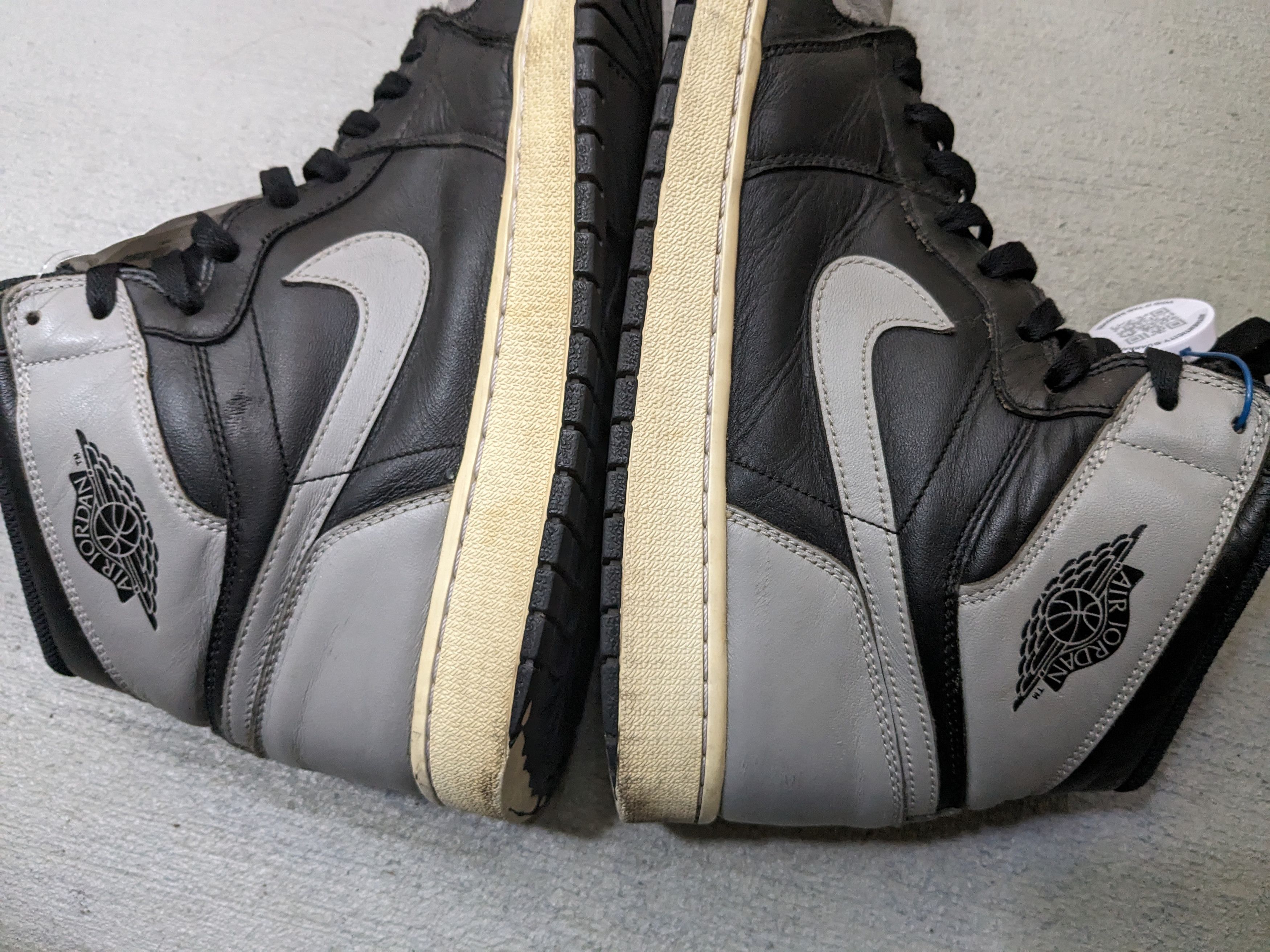 Jordan Brand Nike Air Jordan 1 Retro High OG Shadow 13 555088-014 Size US 13 / EU 46 - 11 Thumbnail