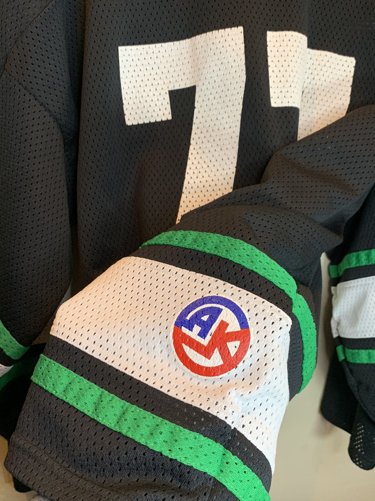 Vintage *RARE* Vintage Wicked Liquid Animation Studio Hockey Jersey Size US L / EU 52-54 / 3 - 8 Thumbnail