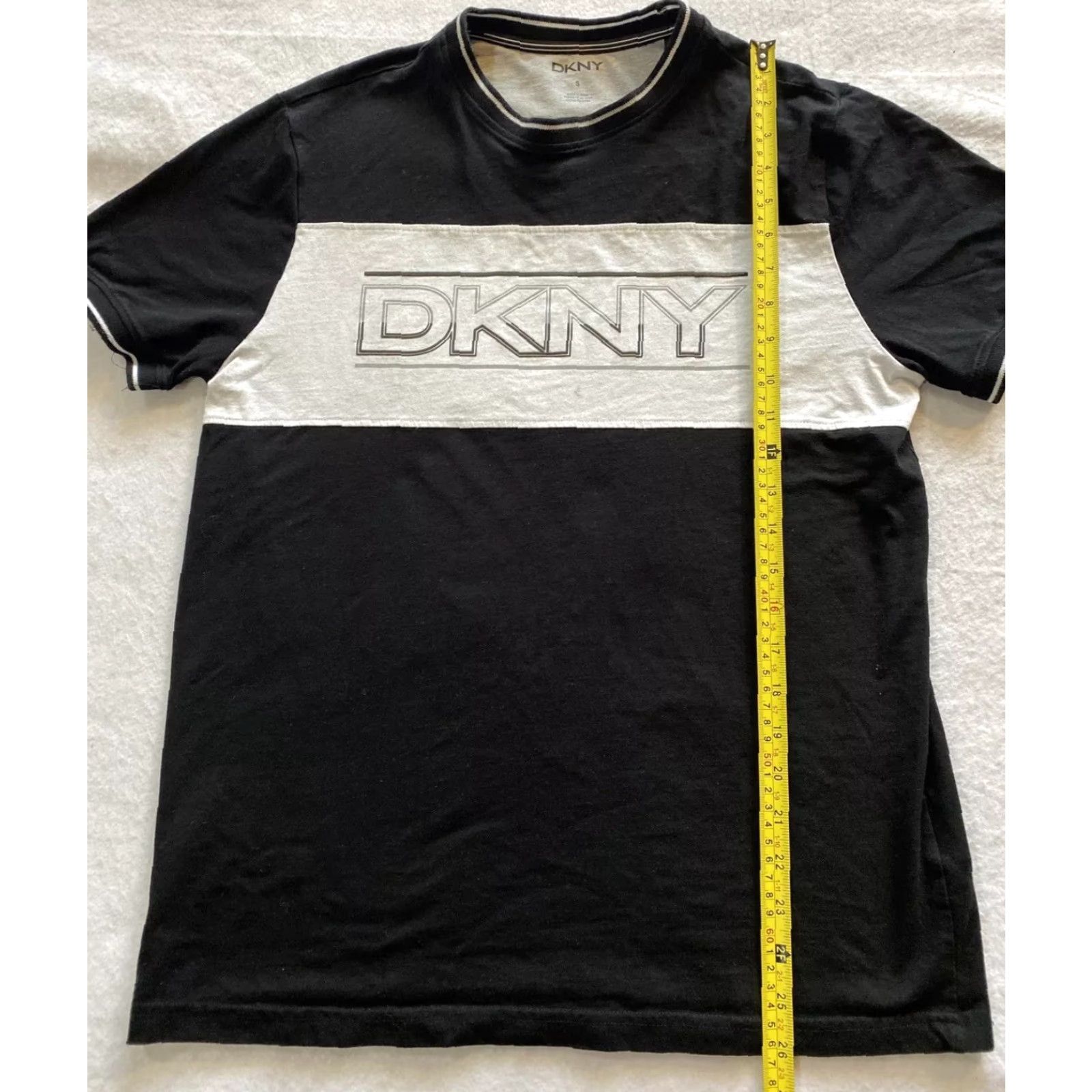 DKNY DKNY New York T Shirt Men Size S Black Classic Logo Crew Neck Shirt Mens Size US S / EU 44-46 / 1 - 5 Thumbnail