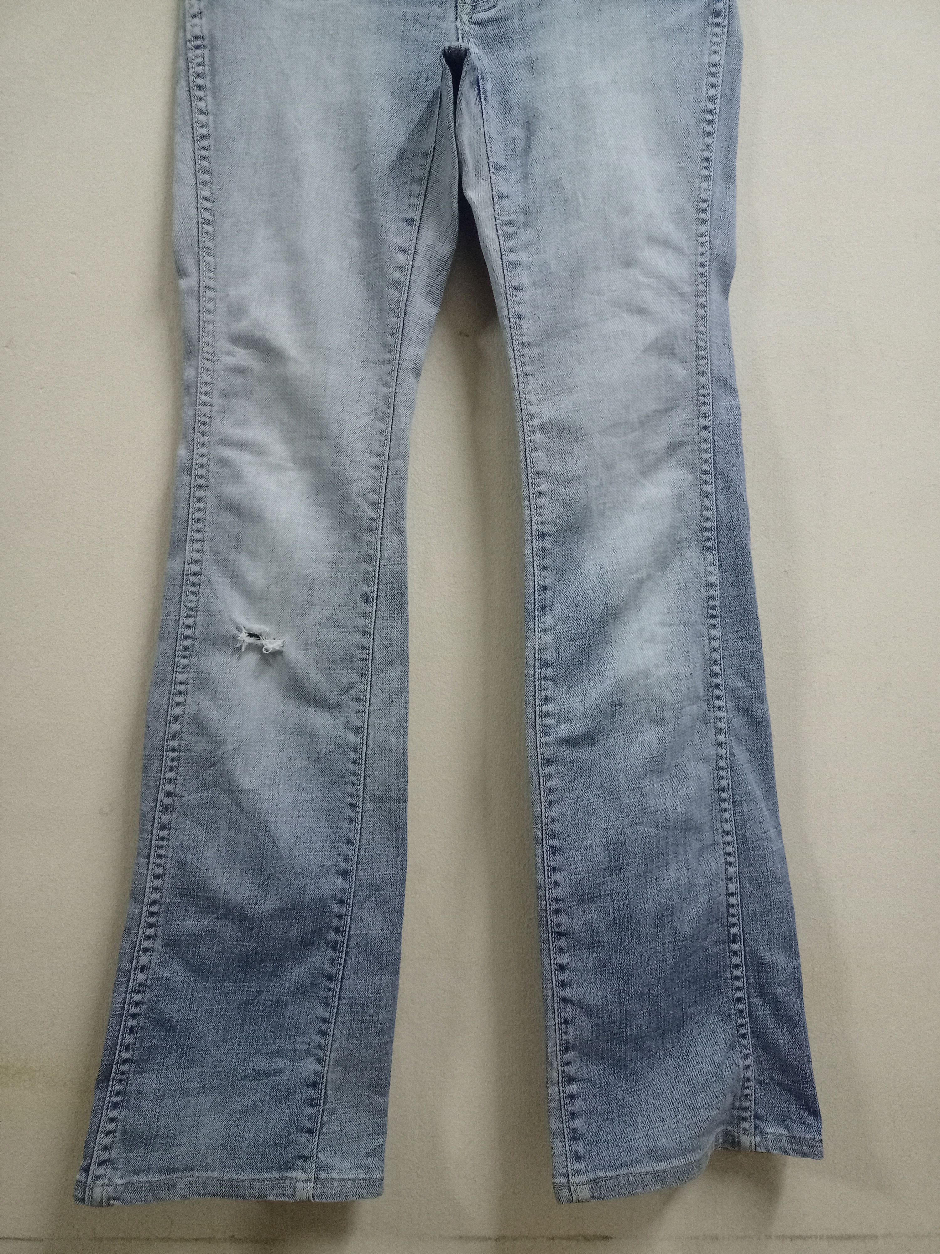 Japanese Brand Vintage Japanese Brand Flare Denim Bush Pants Size 28" / US 6 / IT 42 - 5 Thumbnail