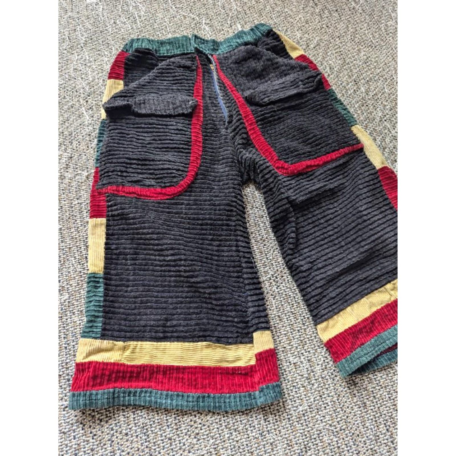JNCO VINTAGE thick corduroy SKATE baggy shorts 34 rasta WIDE jnco coogi HIP HOP Size US 34 / EU 50 - 3 Thumbnail